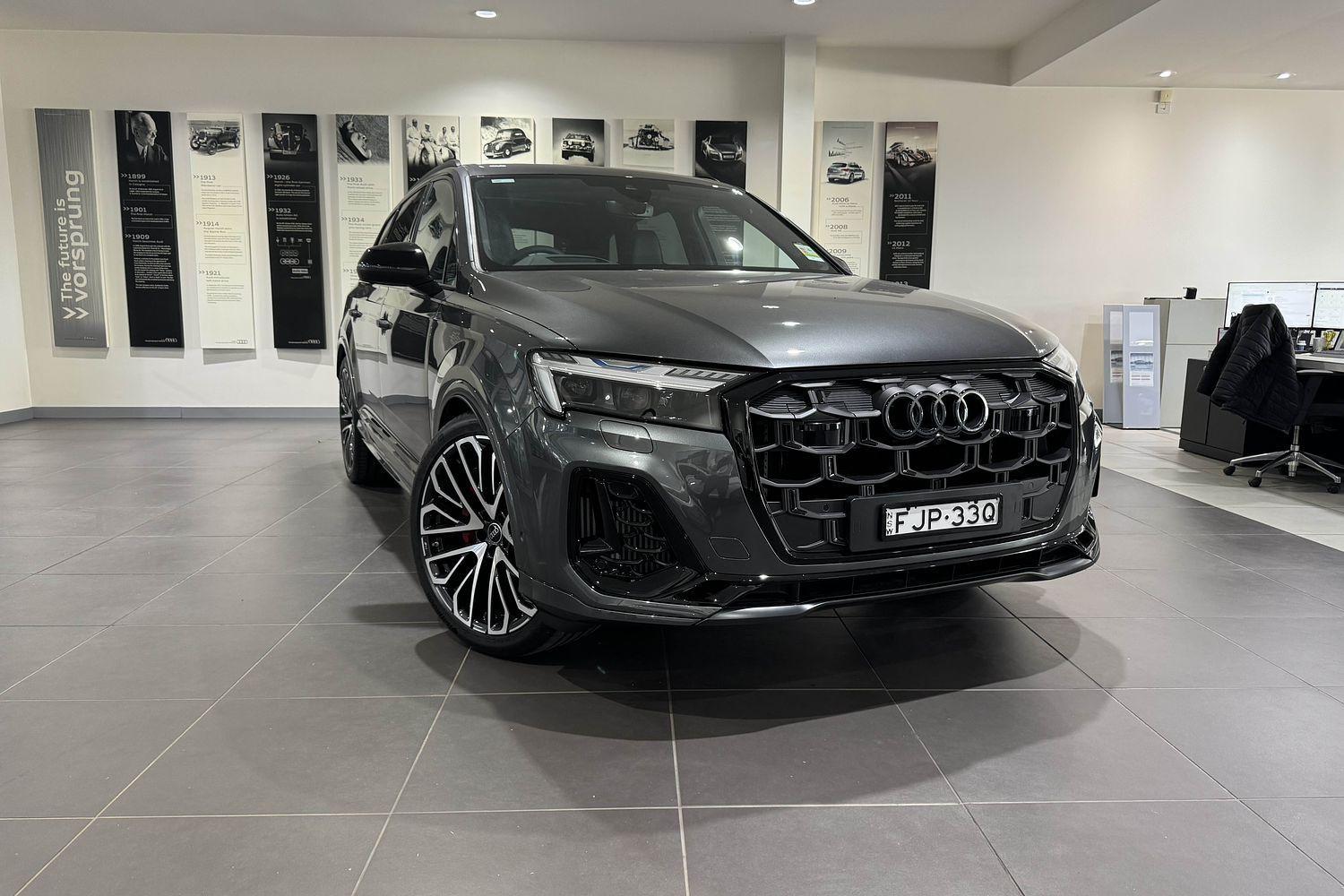 Image about Audi SQ7 SQ7 SUV TFSI 373 kW tiptronic