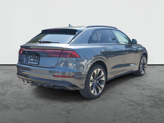 2026 Audi Q8