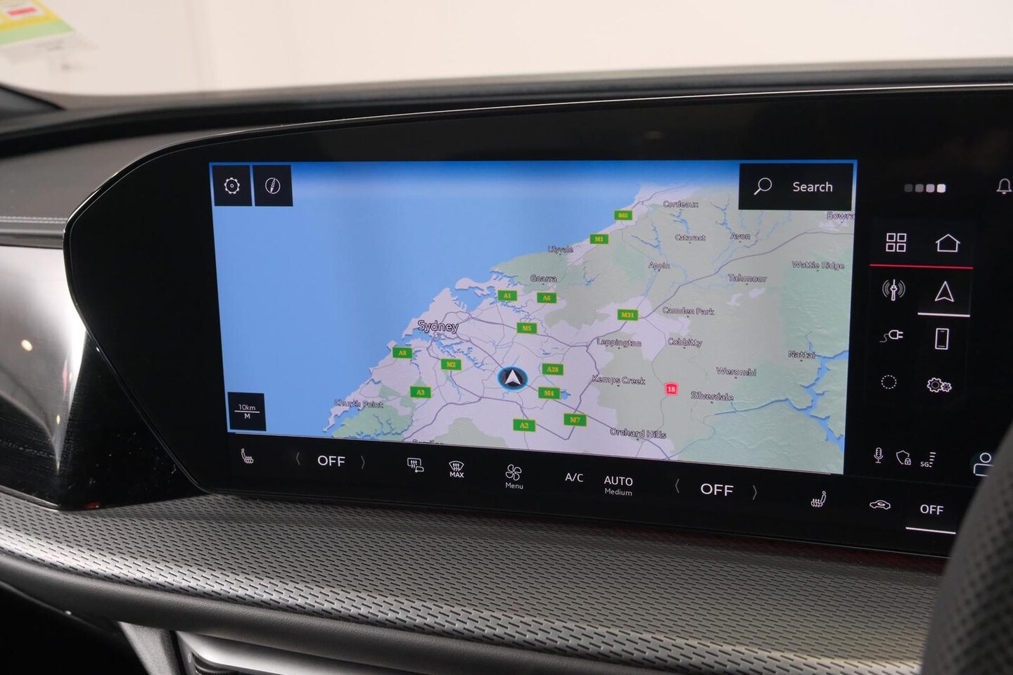 Image about Audi Q5 SUV e-hybrid quattro S tronic