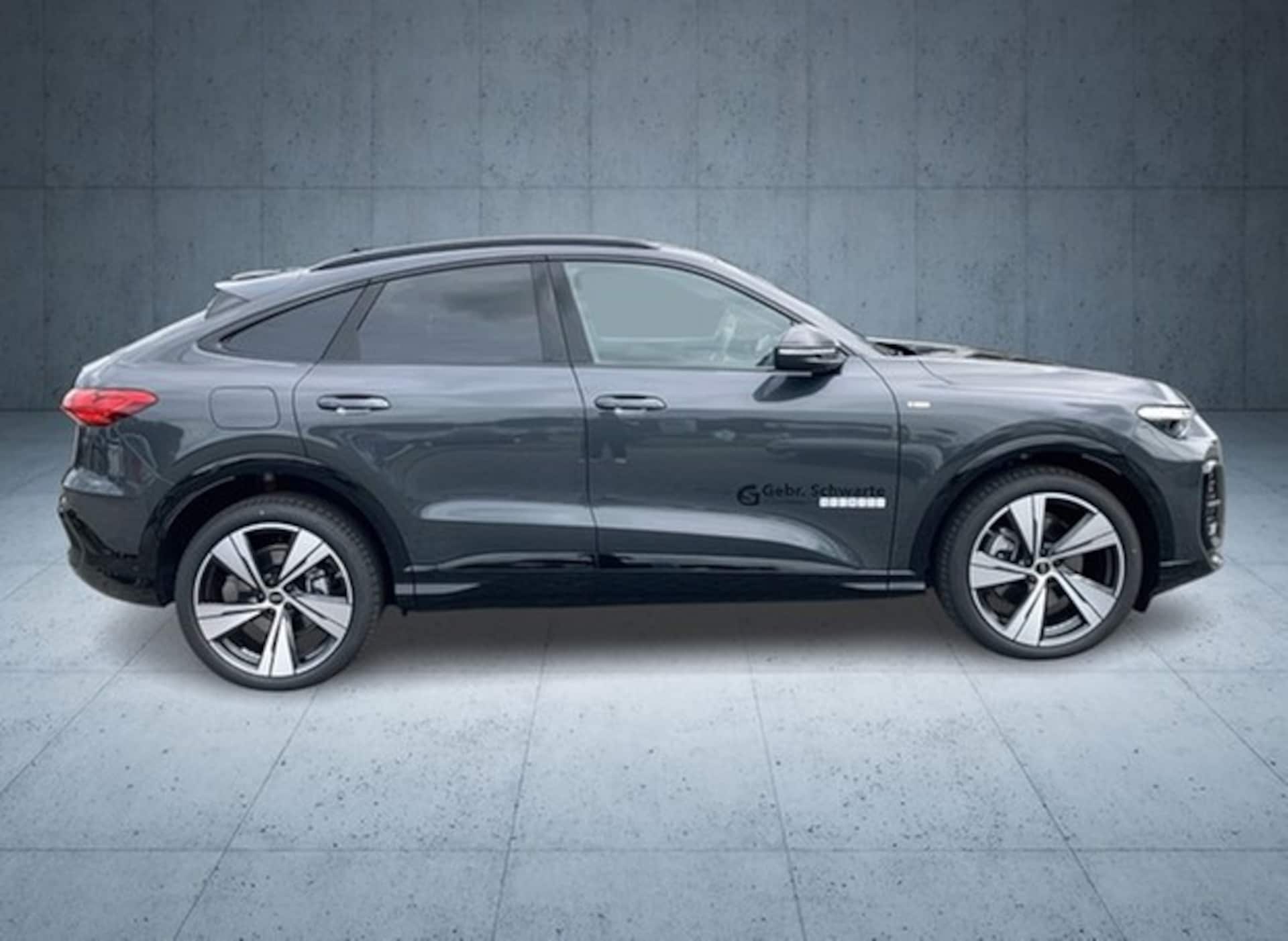 Audi Q5 Sportback edition one