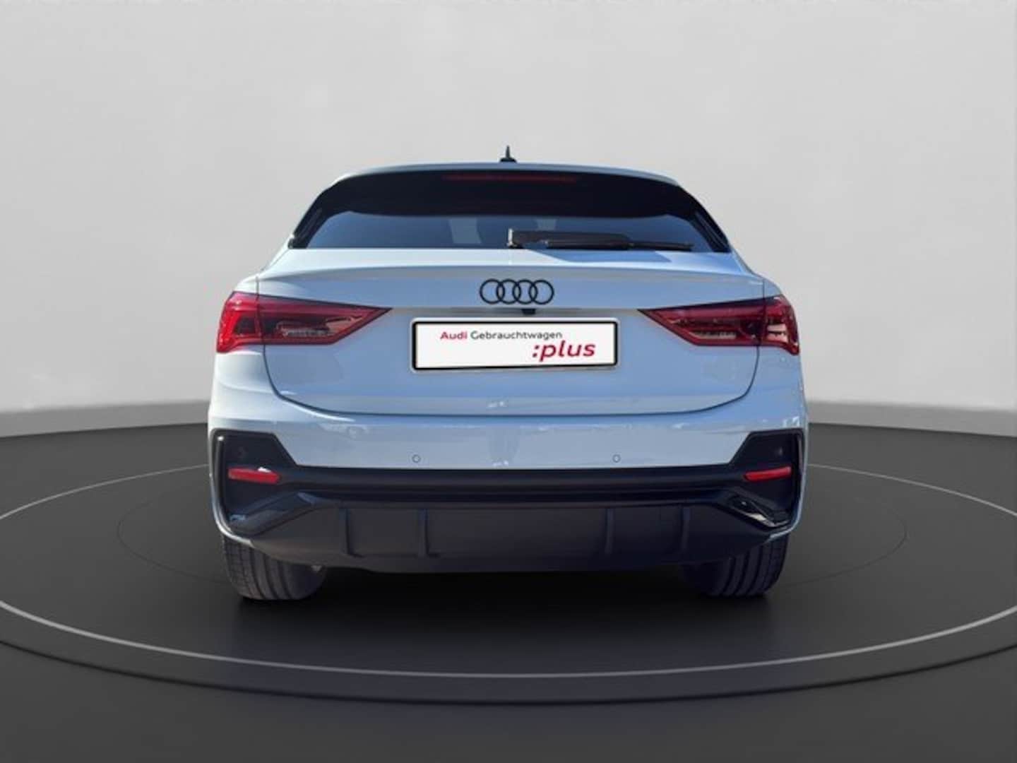 Bild über Audi Q3 Sportback TDI 110 kW S tronic - für weitere Informationen kontaktieren Sie den Audi Partner