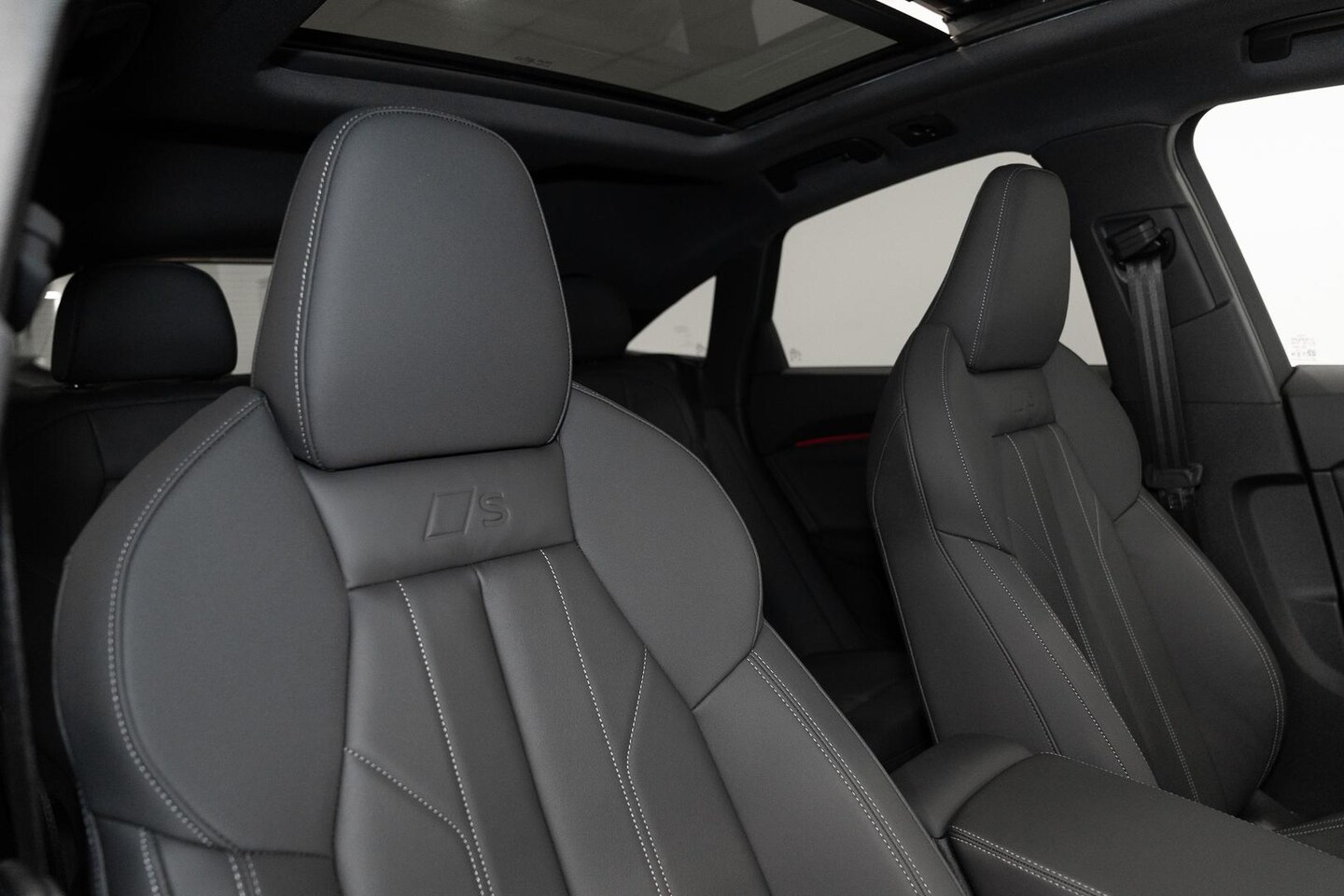 Image about Audi Q5 Sportback e-hybrid quattro S tronic