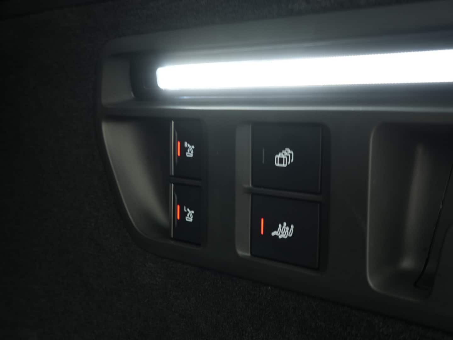 Bild über Audi Q7 SUV TDI quattro 220 kW tiptronic - für weitere Informationen kontaktieren Sie den Audi Partner