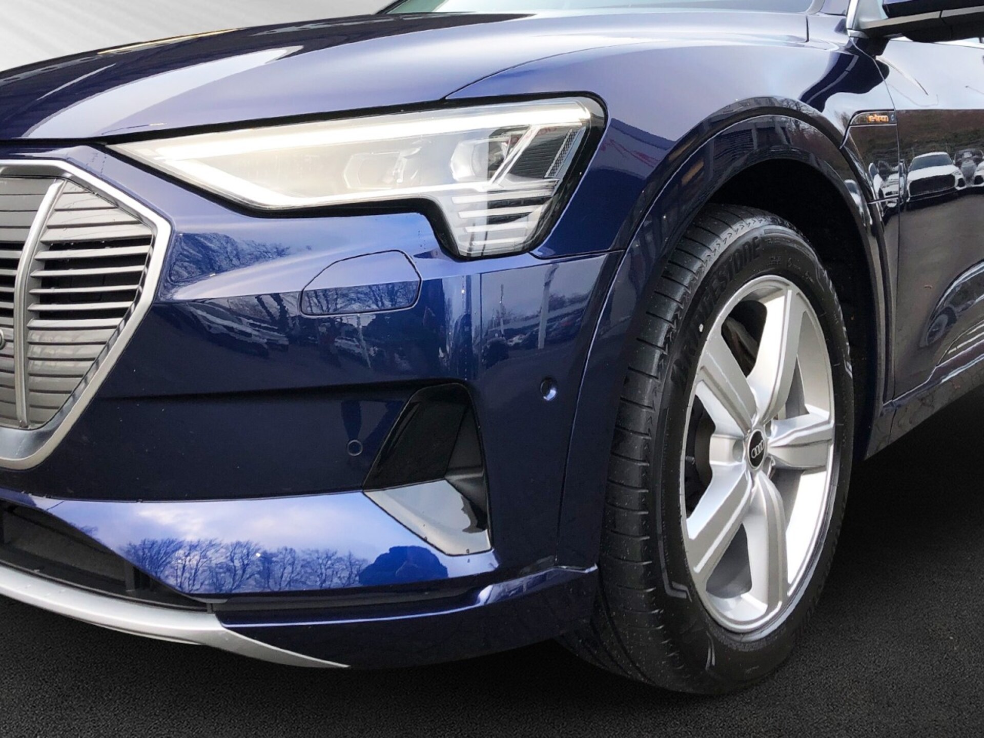 Audi e-tron advanced