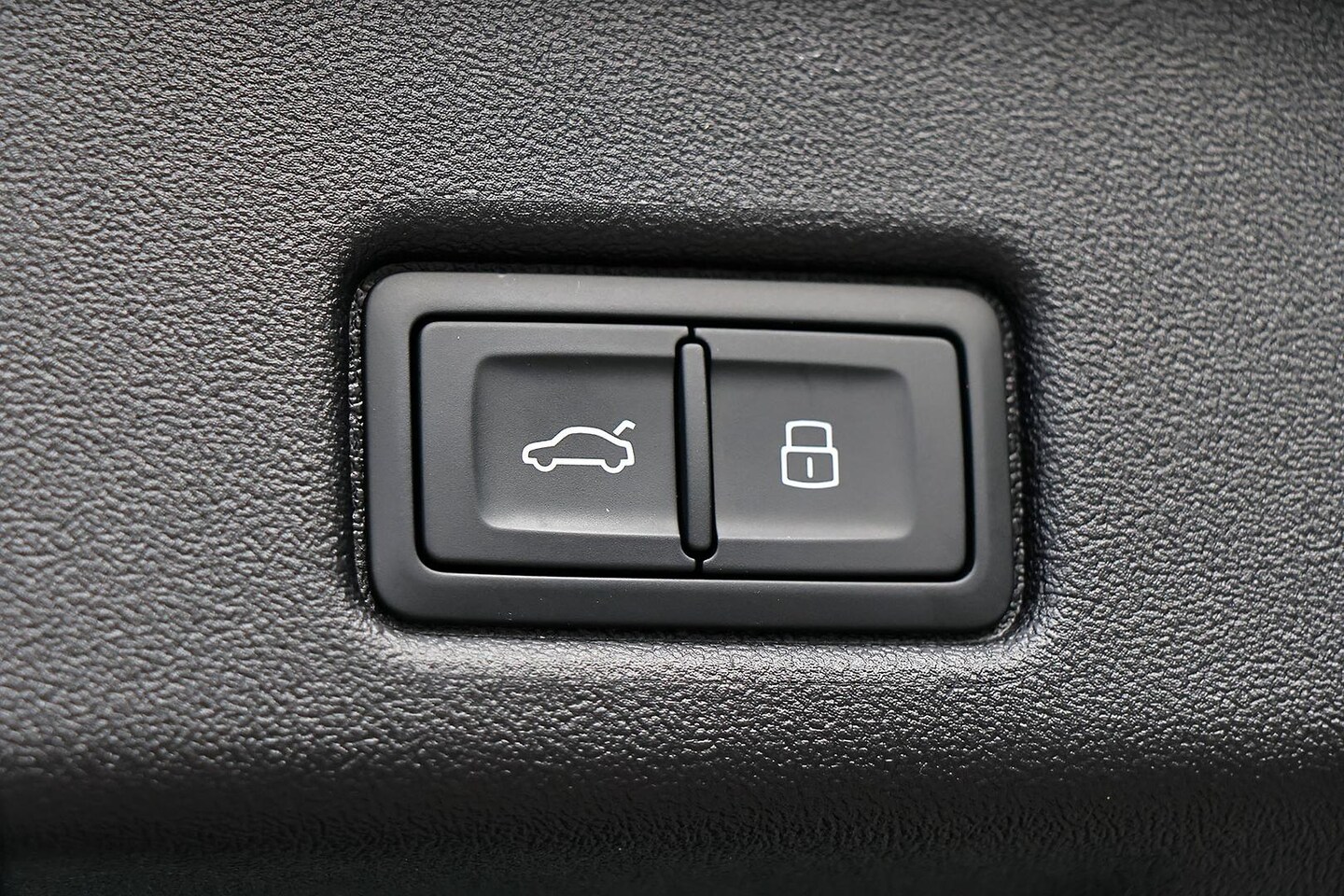 Image about Audi Q5 SUV TDI quattro 150 kW sport