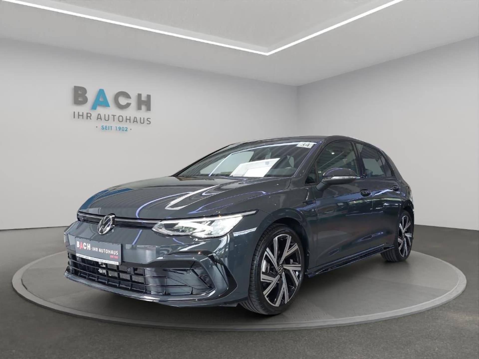 Volkswagen Golf R-Line