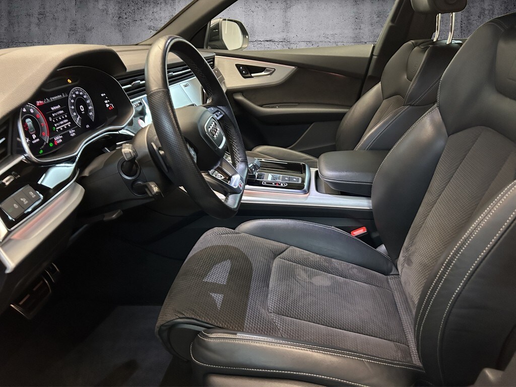 Image about Audi Q8 TFSI e 55 TFSI e quattro tiptronic