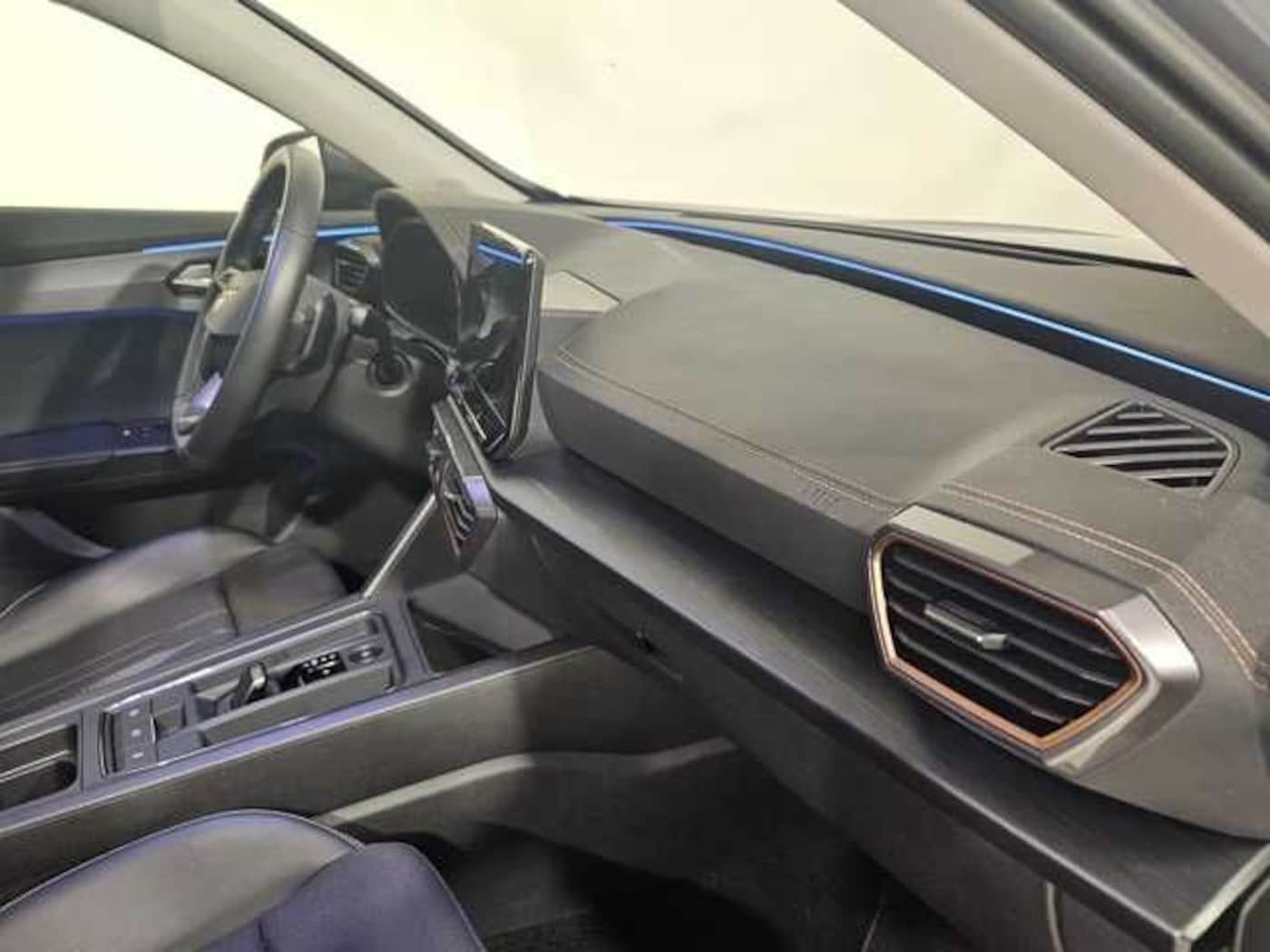 CUPRA Formentor 1.4 e-Hybrid DSG 150 kW (204 CV) — photo 10