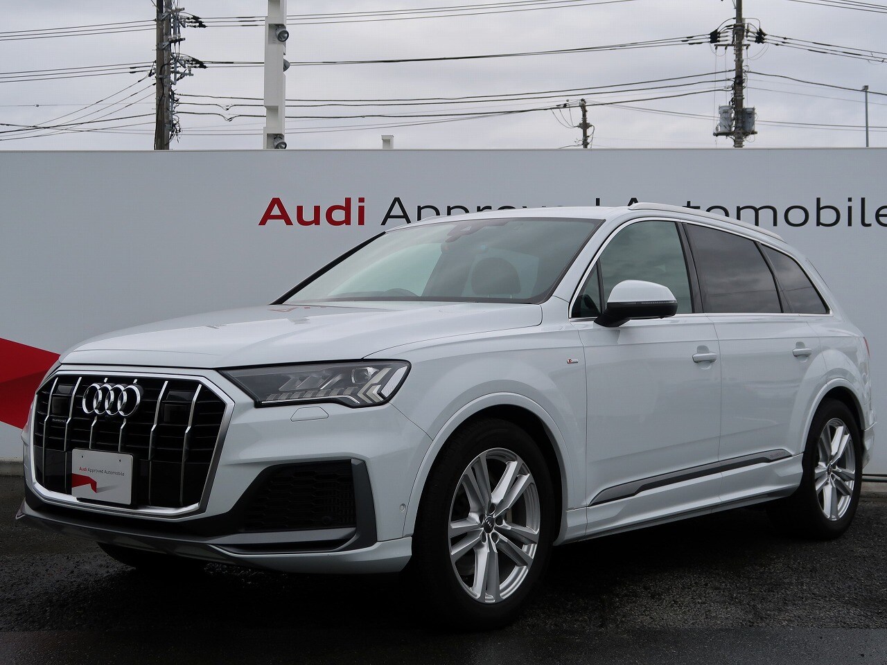 Image about Audi Q7 55 TFSI quattro S line