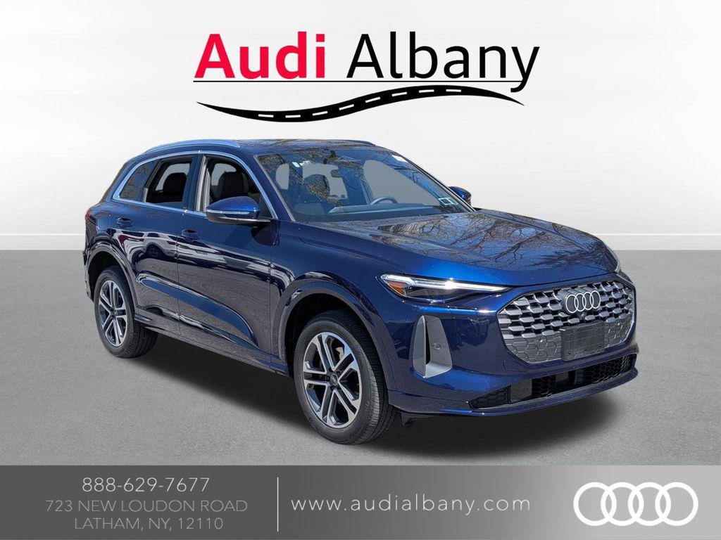 2025 Audi Q5 40 Premium Plus's photo