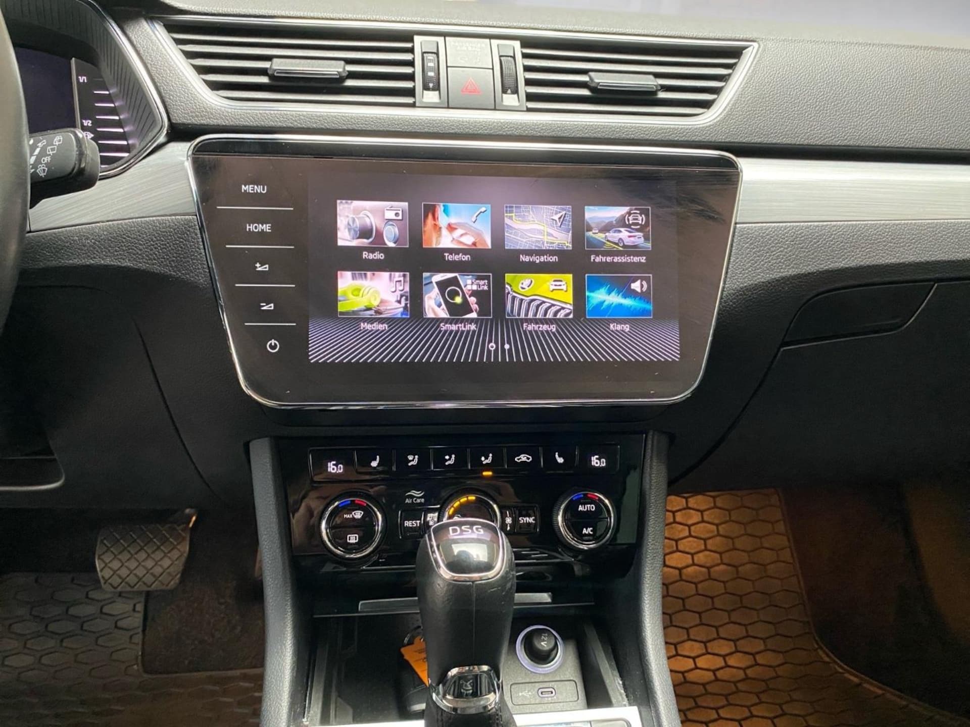 Skoda Superb Combi Ambition