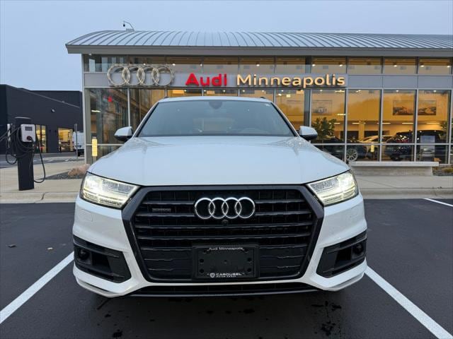 Used 2018 Audi Q7 Prestige with VIN WA1VAAF75JD044819 for sale in Minneapolis, Minnesota
