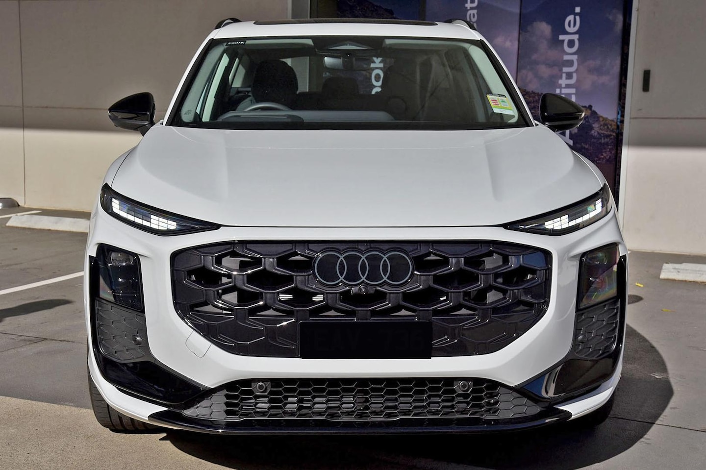 Image about Audi Q3 SUV TFSI quattro 150 kW launch edition