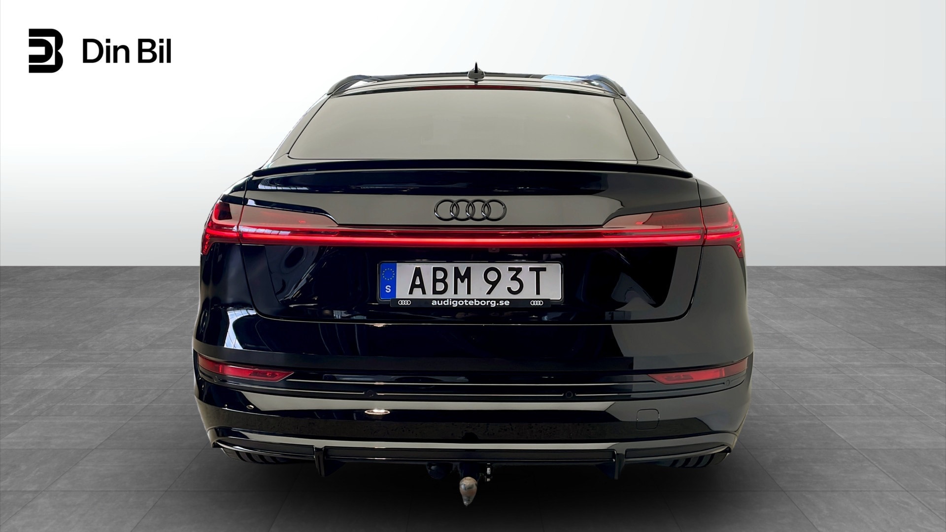 Bild som visar Audi e-tron Sportback e-tron Sportback 55 quattro S line 300,00 kW - för mer information kontakta din Audi Partner
