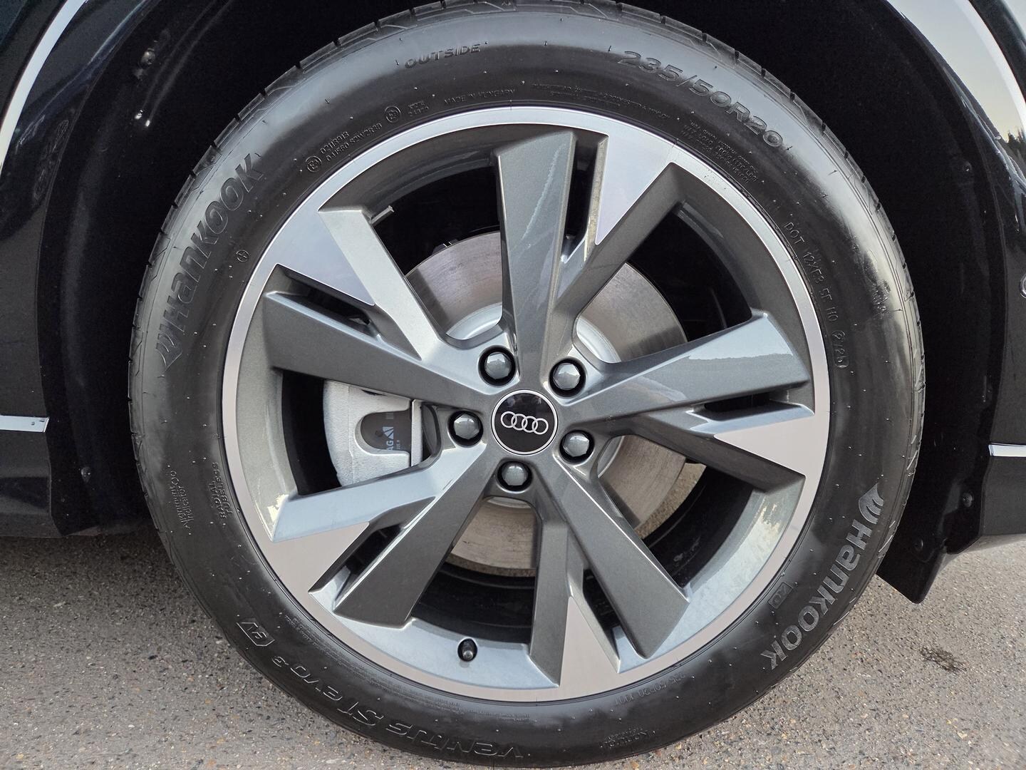 Image about Audi Q4 e-tron e-tron