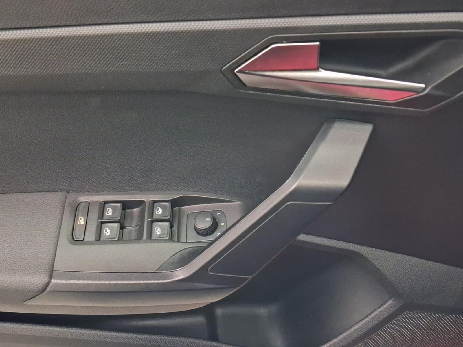 SEAT Arona – Bild 8