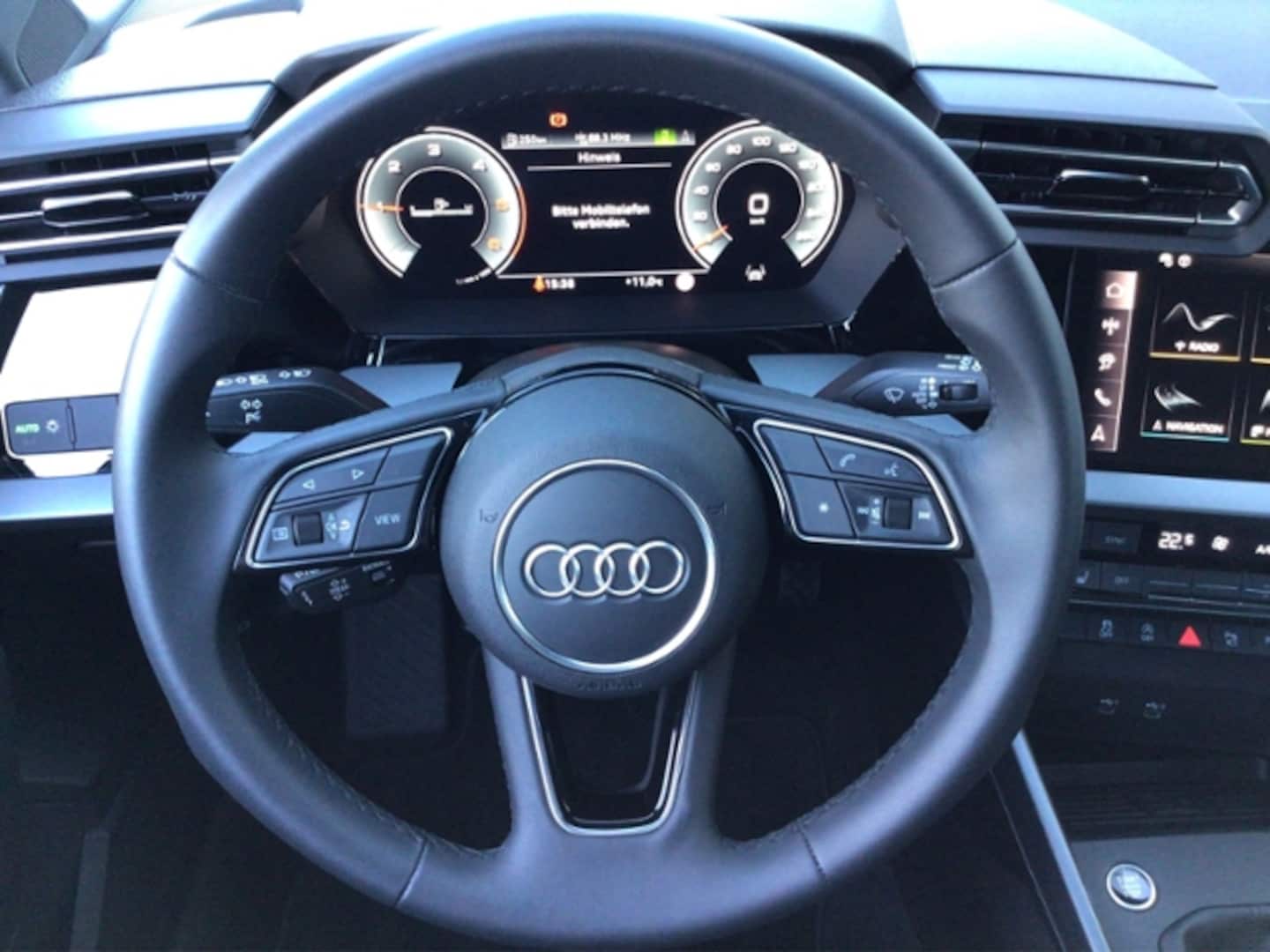 Bild über Audi A3 Sportback 30 TDI Schaltgetriebe - für weitere Informationen kontaktieren Sie den Audi Partner