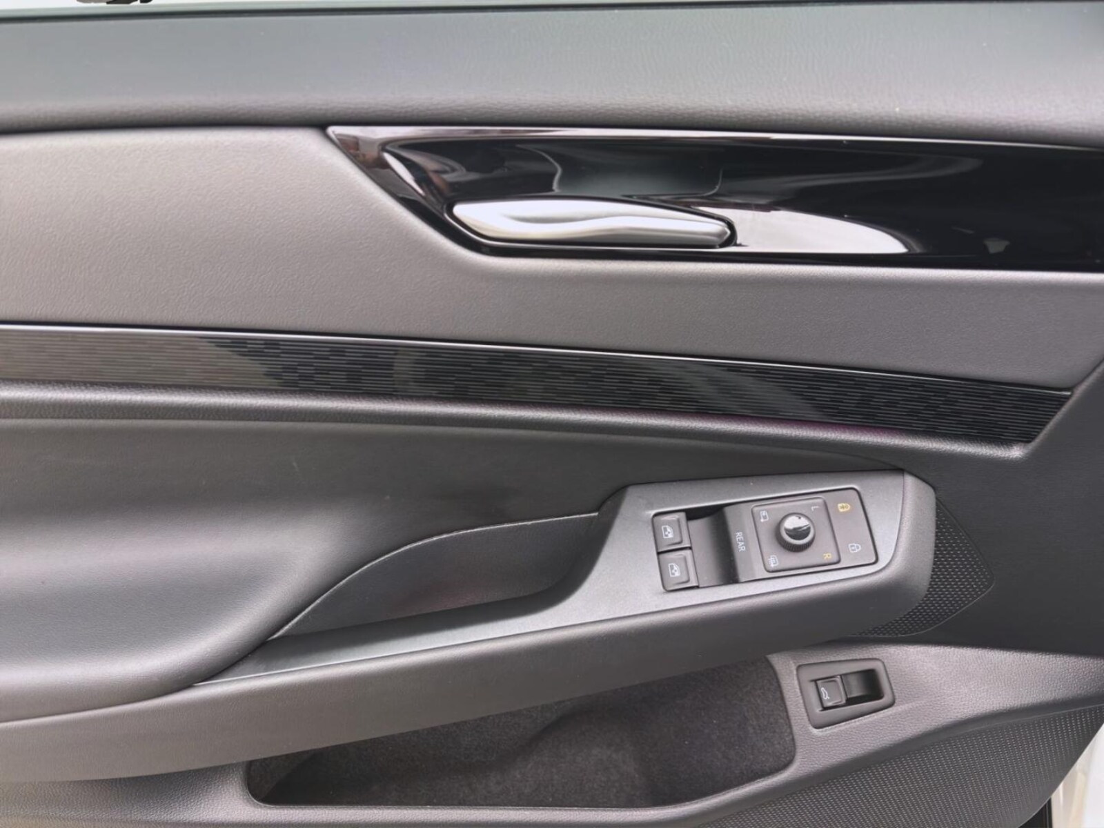 Volkswagen ID.7 Tourer – Bild 11