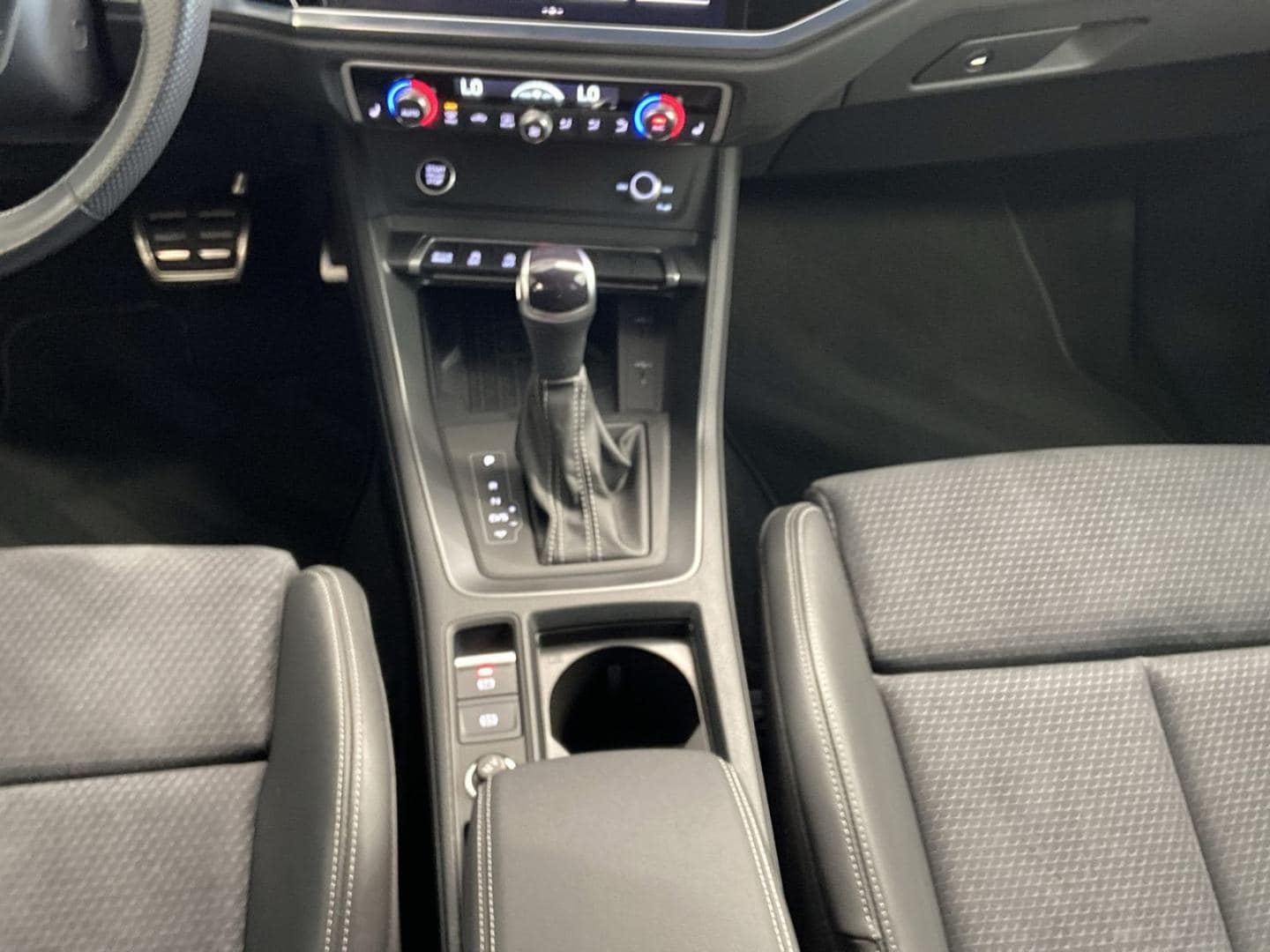 Bild über Audi Q3 Sportback S line 40 TDI quattro S tronic - für weitere Informationen kontaktieren Sie den Audi Partner