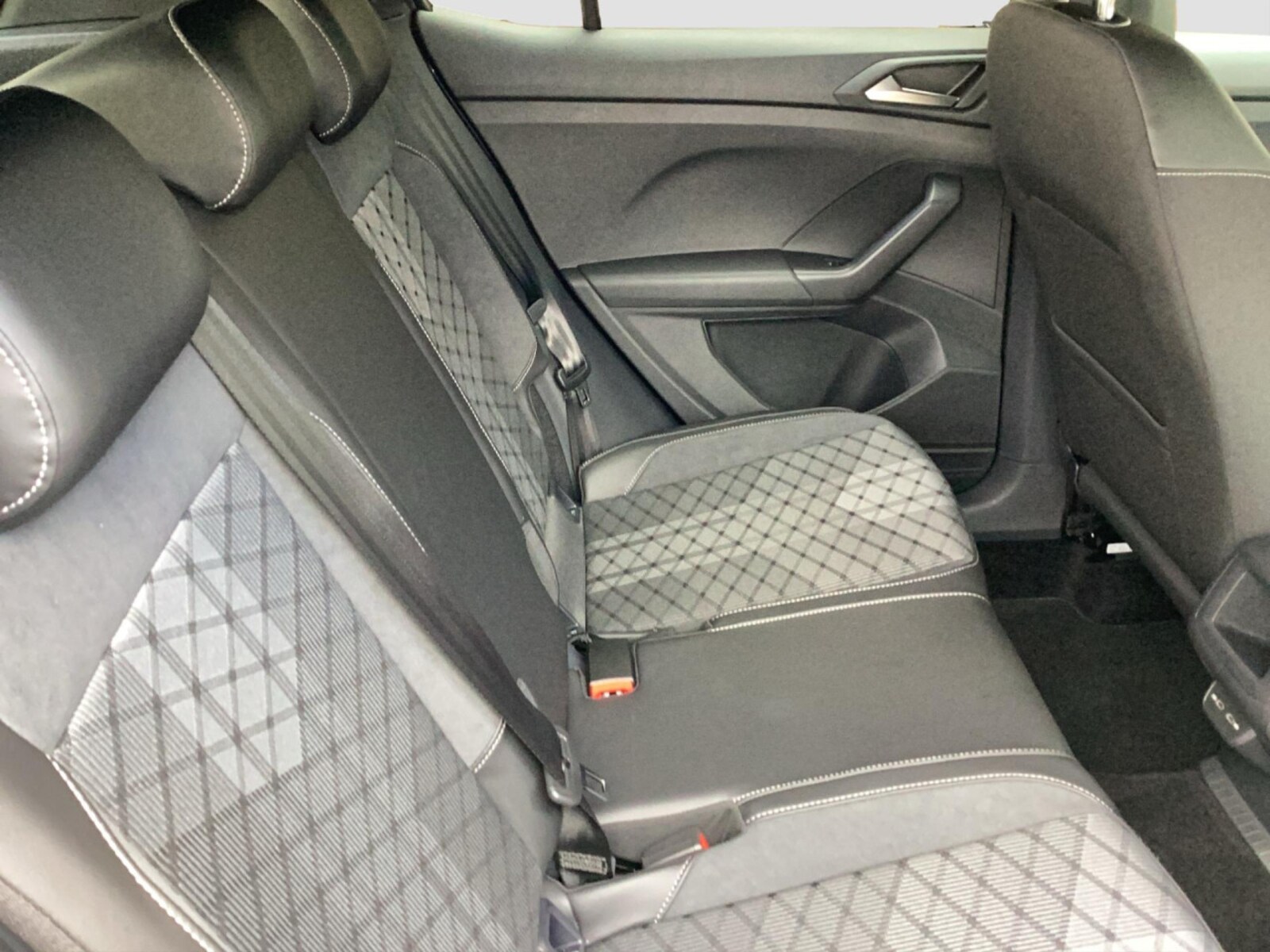 Volkswagen T-Cross – Bild 12