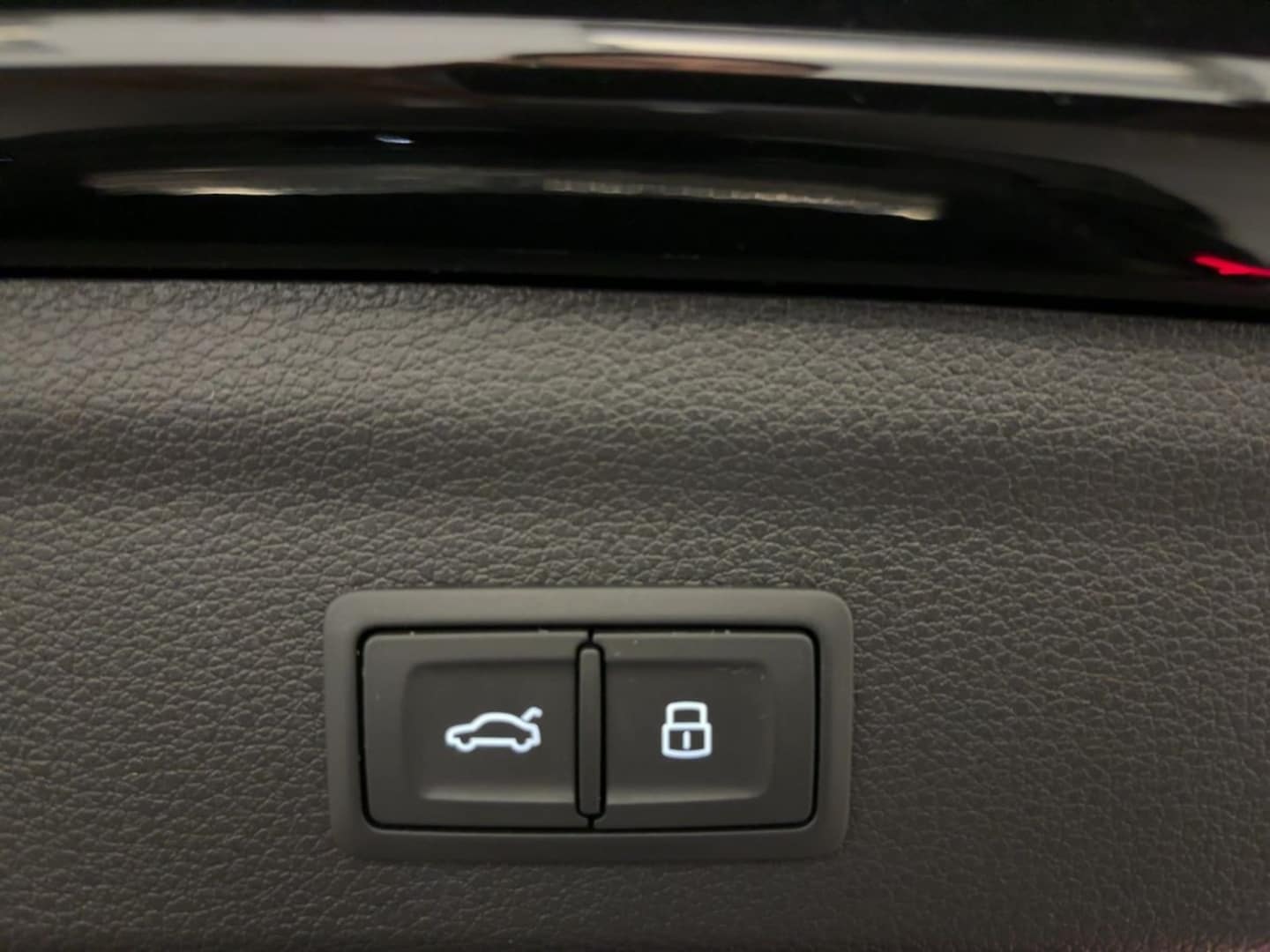 Bild über Audi Q3 TFSI 110 kW S tronic - für weitere Informationen kontaktieren Sie den Audi Partner