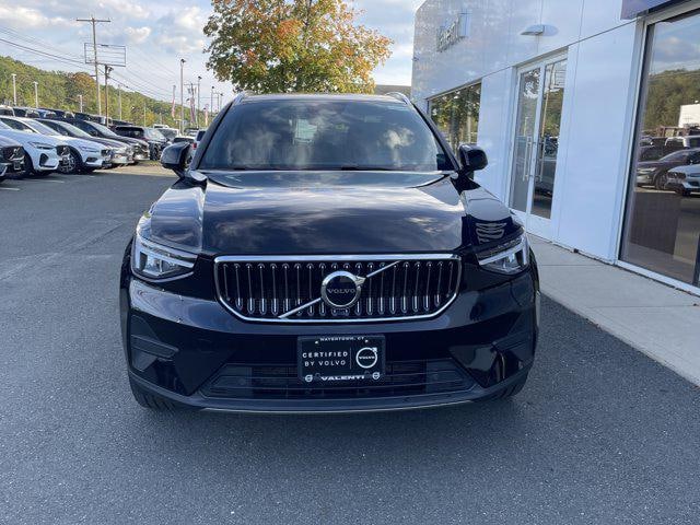 2025 Volvo XC40