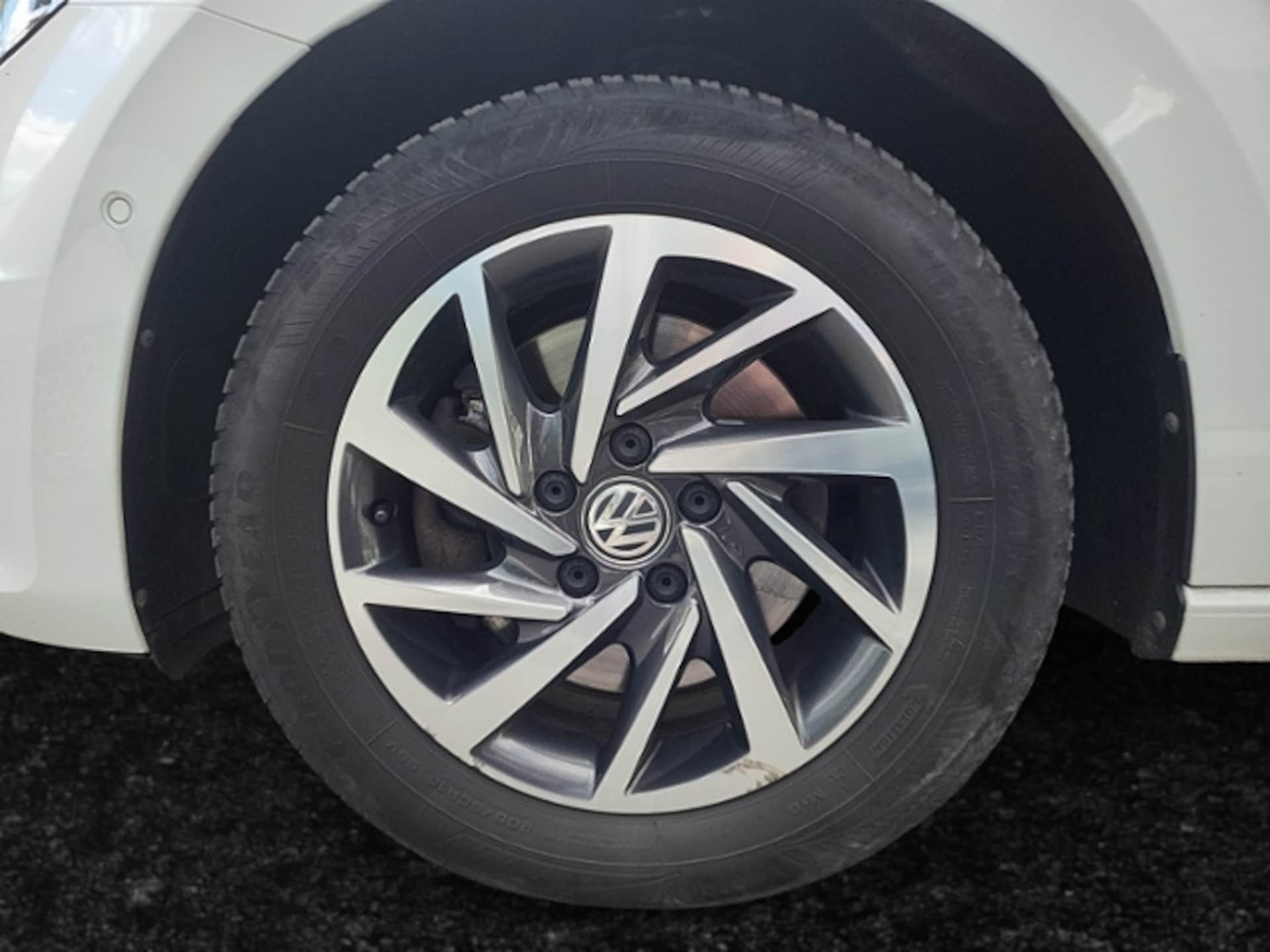 Volkswagen Touran SOUND