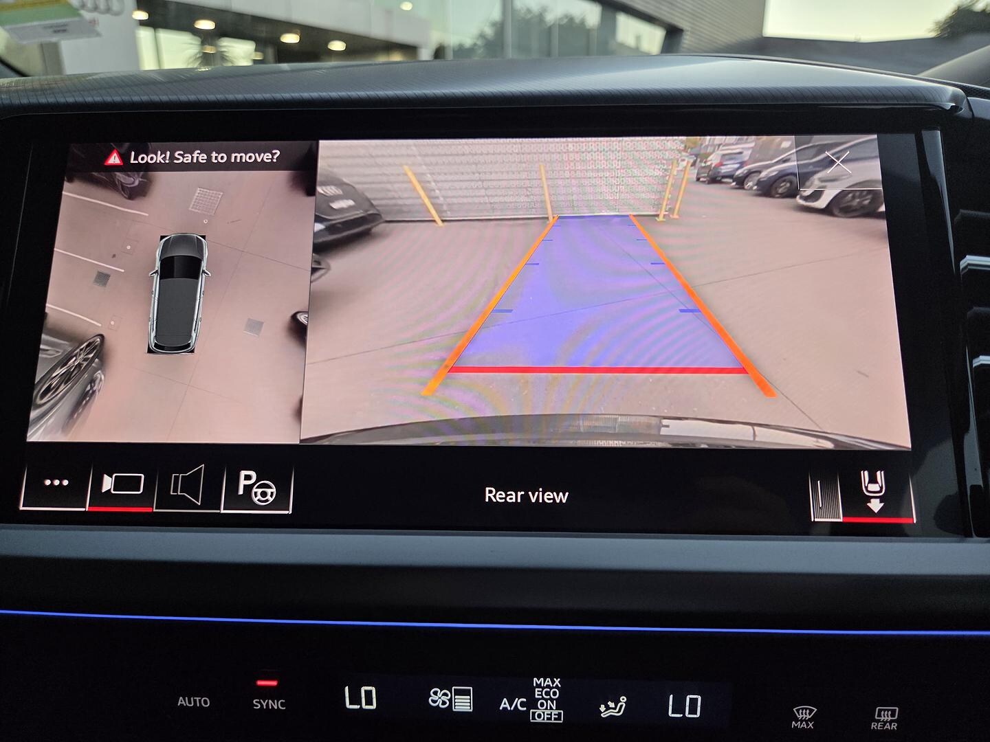 Image about Audi Q4 e-tron e-tron