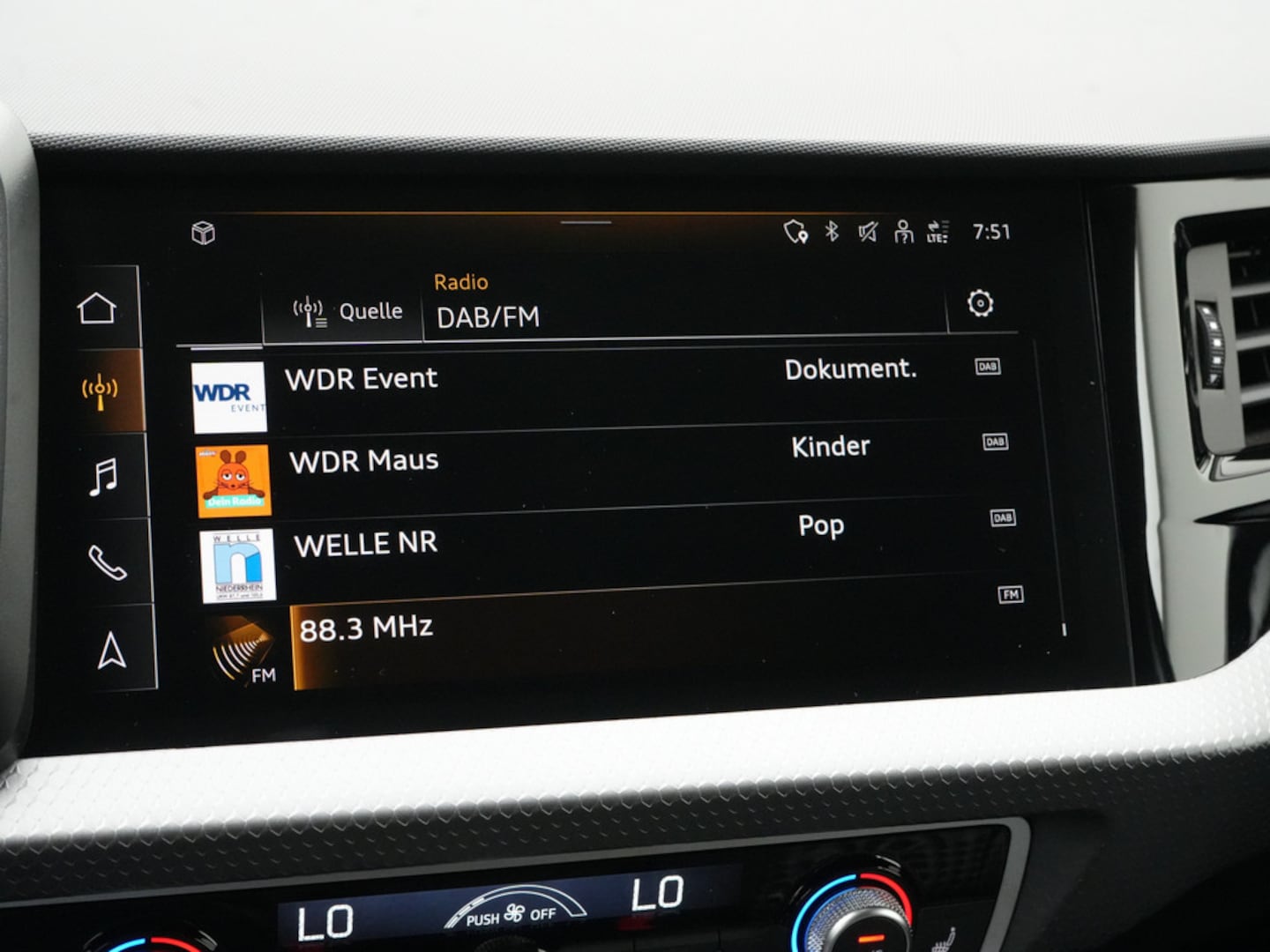 Bild über Audi A1 Sportback S line 35 TFSI S tronic - für weitere Informationen kontaktieren Sie den Audi Partner