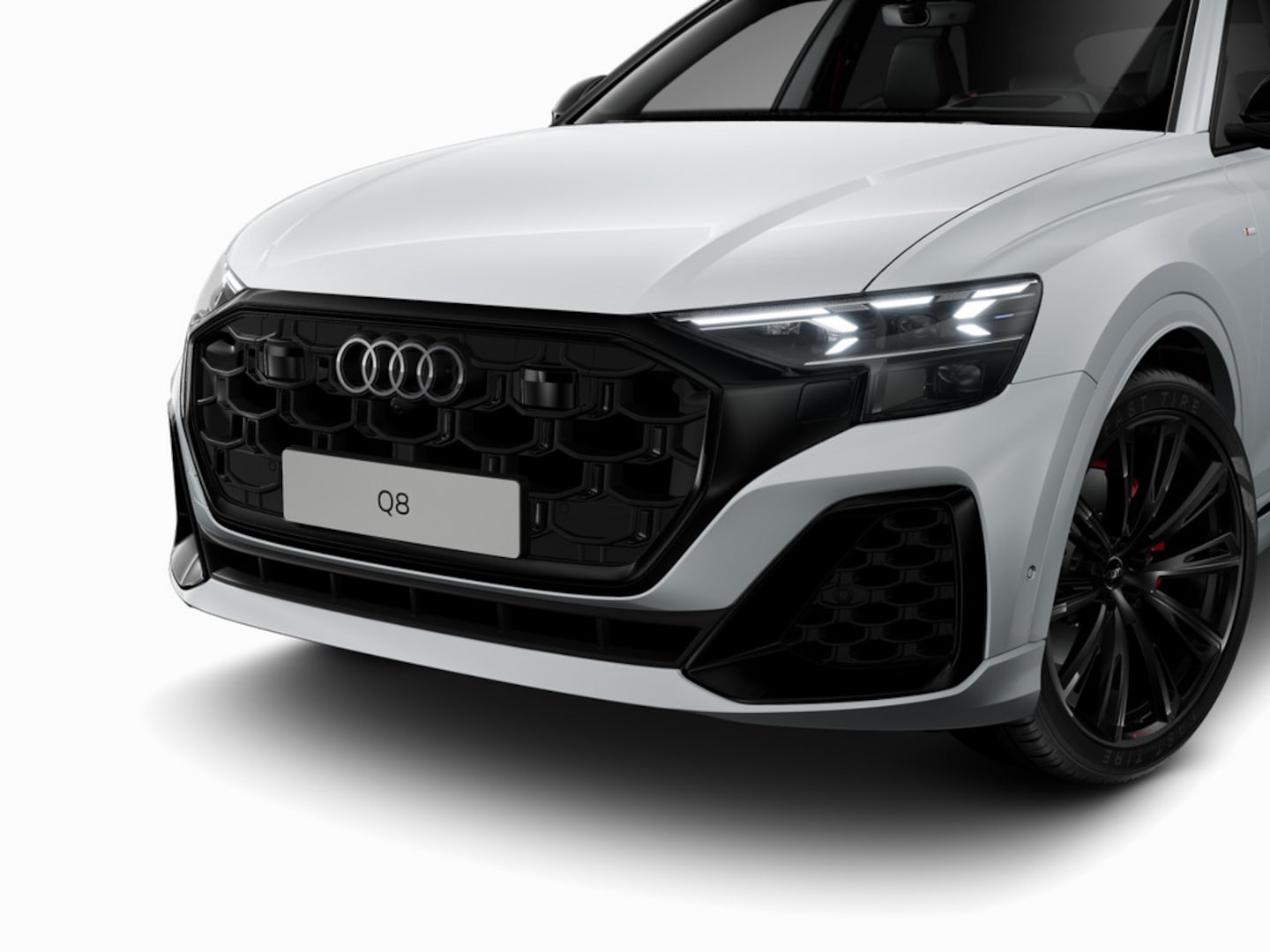 Bild über Audi Q8 SUV S line business TFSI quattro 250 kW tiptronic - für weitere Informationen kontaktieren Sie den Audi Partner