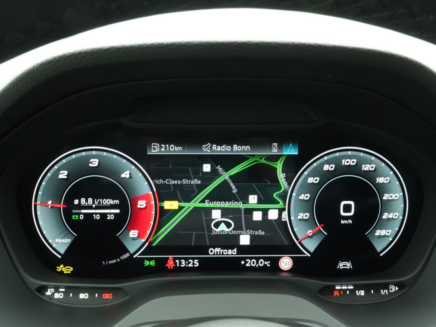 Bild über Audi Q2 advanced 30 TDI Schaltgetriebe - für weitere Informationen kontaktieren Sie den Audi Partner
