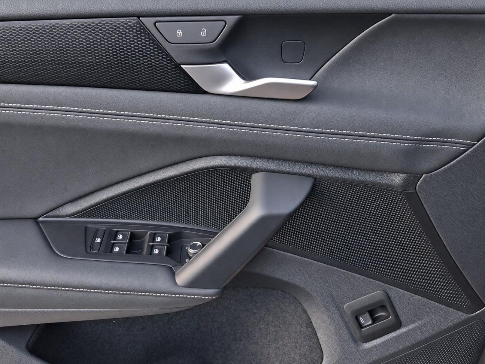Volkswagen Tiguan – Bild 13