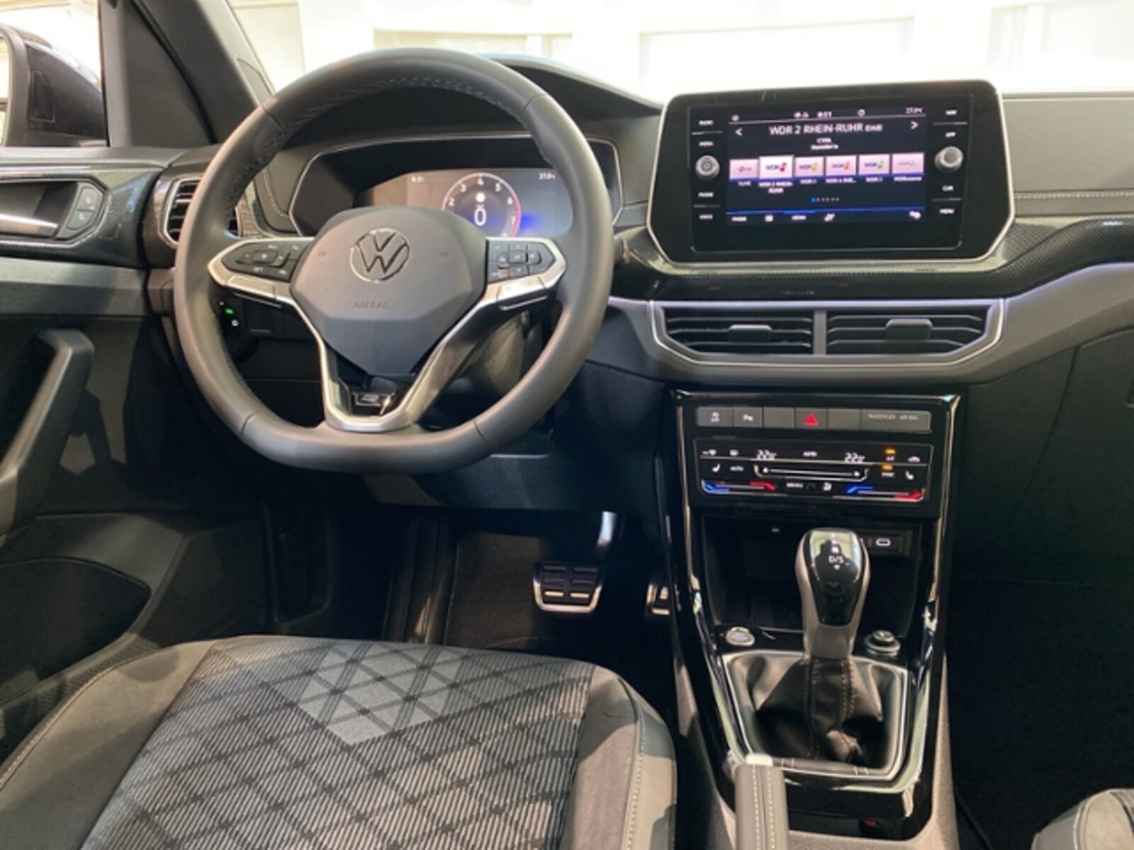 Volkswagen T-Cross – Bild 8