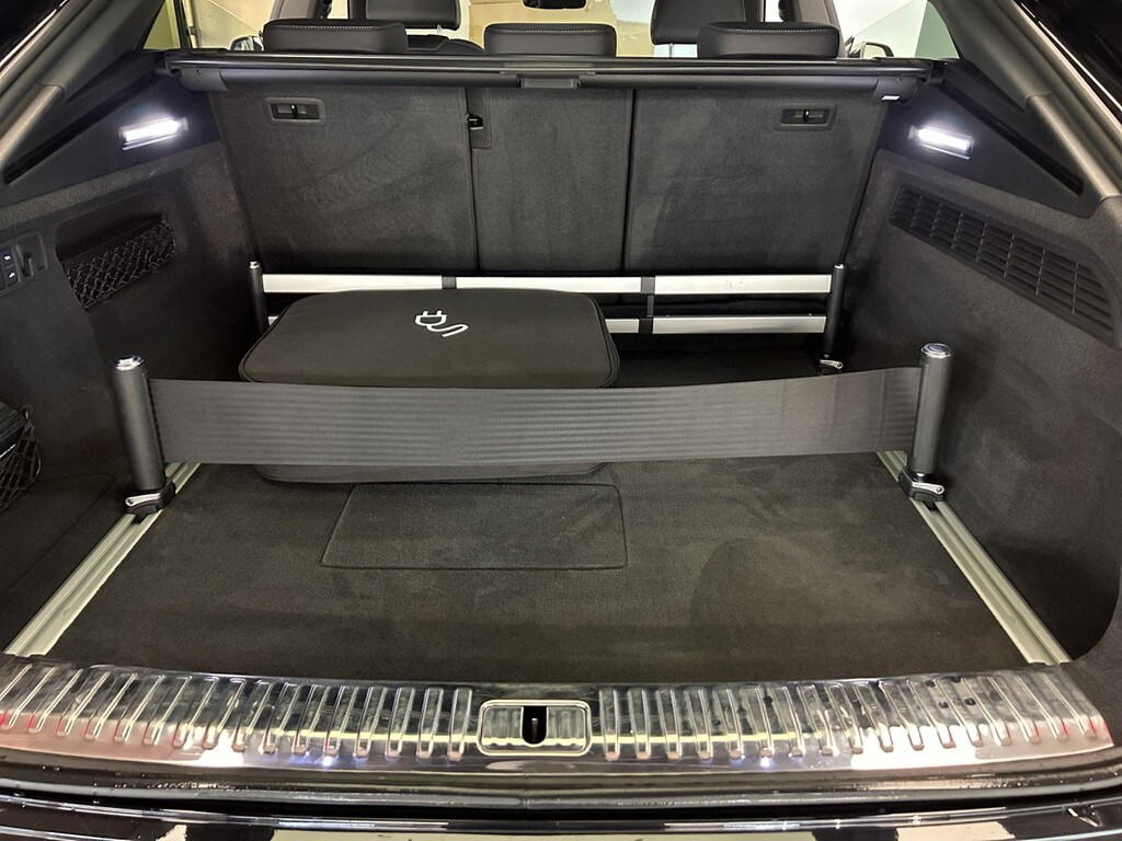Image about Audi Q8 TFSI e 55 TFSI e quattro tiptronic