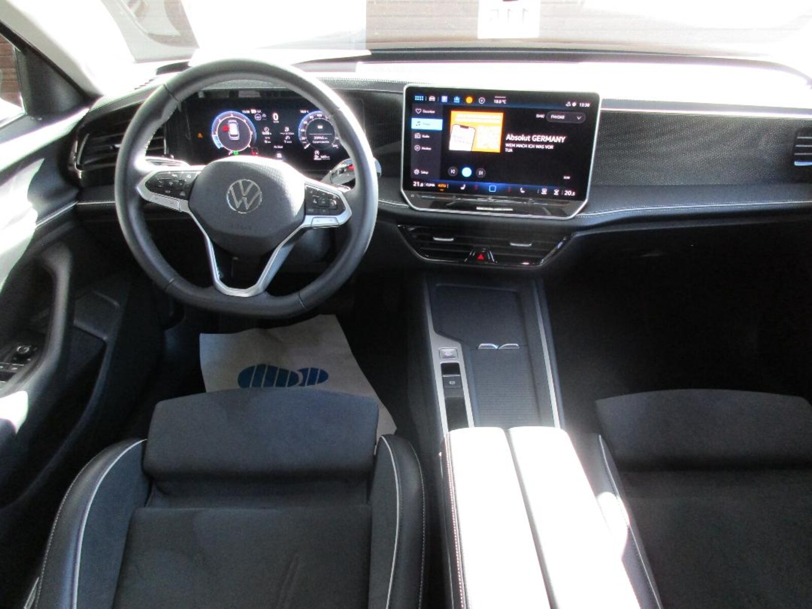 Volkswagen Passat – Bild 8
