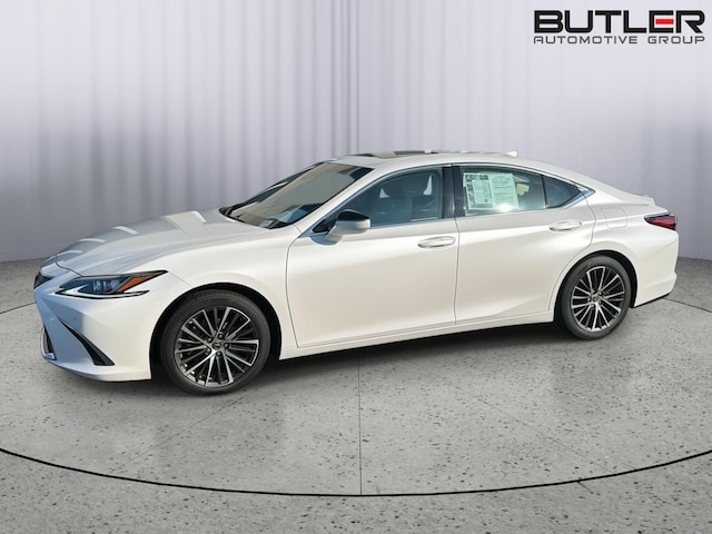 2022 Lexus ES 350