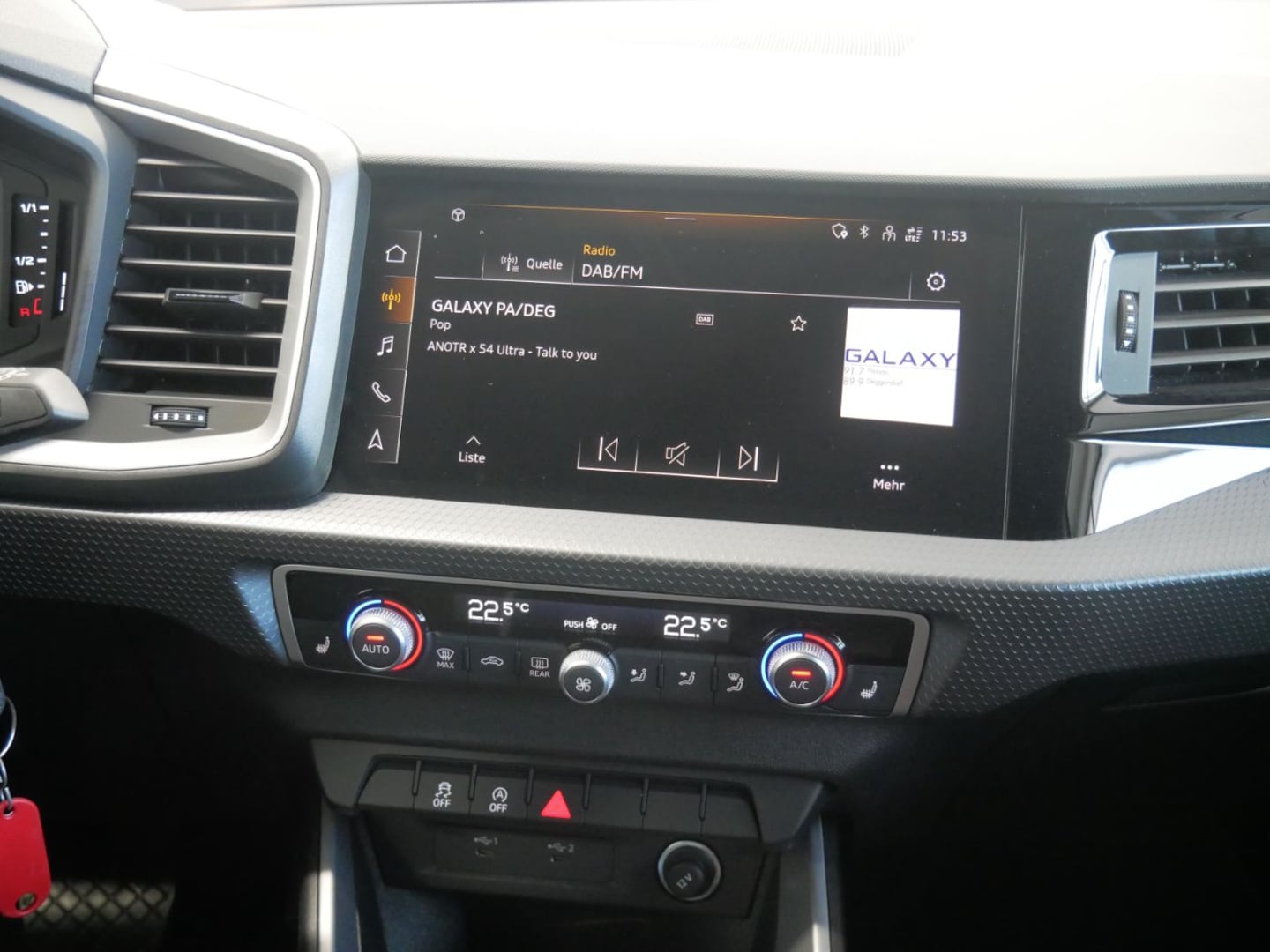 Bild über Audi A1 Sportback S line 25 TFSI S tronic - für weitere Informationen kontaktieren Sie den Audi Partner