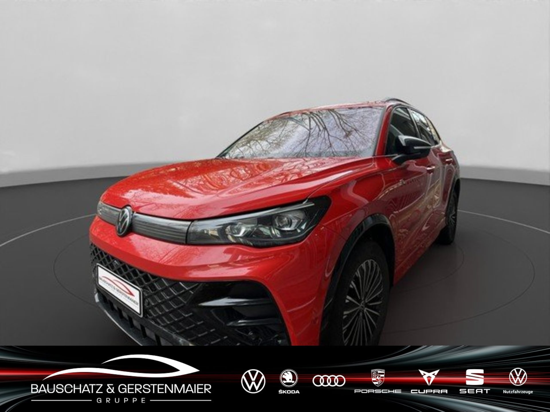 Volkswagen Tiguan — Volkswagen Tiguan 2.0 TDI 4MOTION DSG R-Line *PANO*STHZ*SZ* HUD