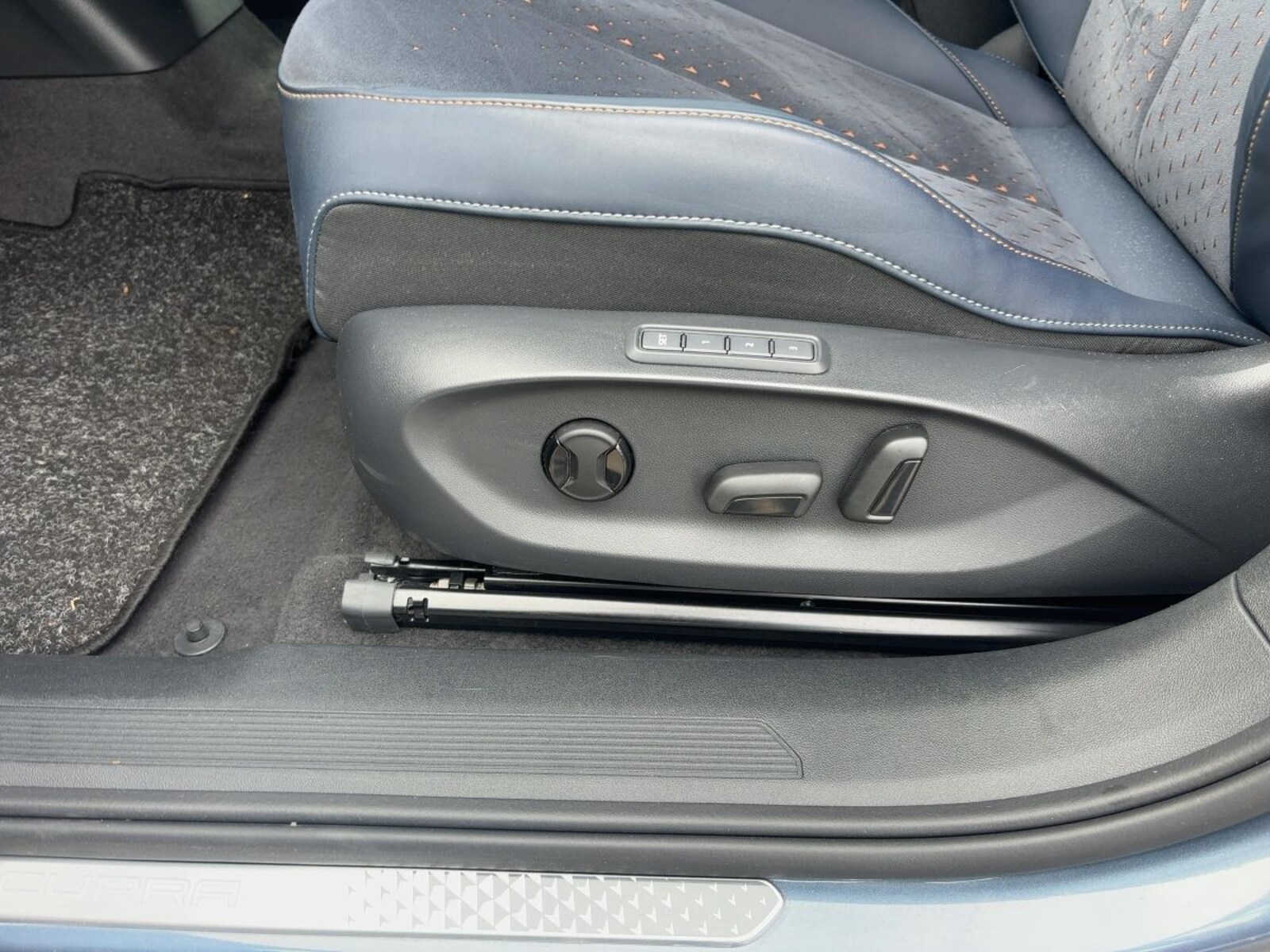 CUPRA Tavascan – Bild 13