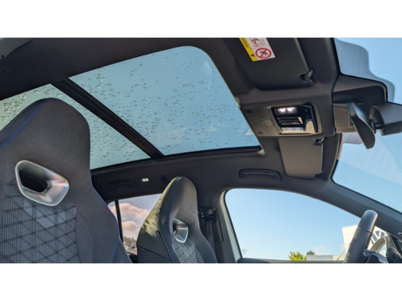 Volkswagen Tiguan – Bild 8