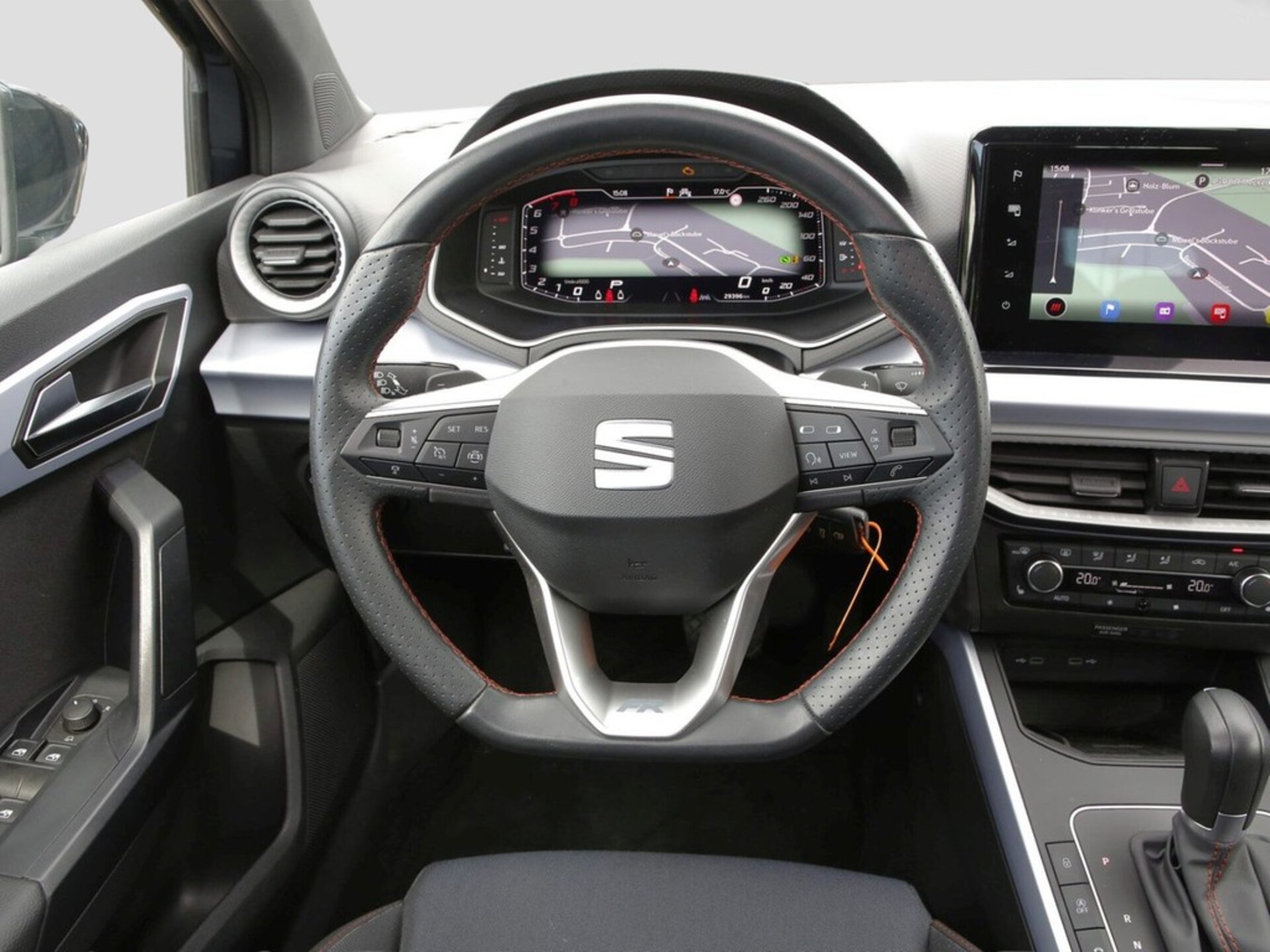 SEAT Arona FR