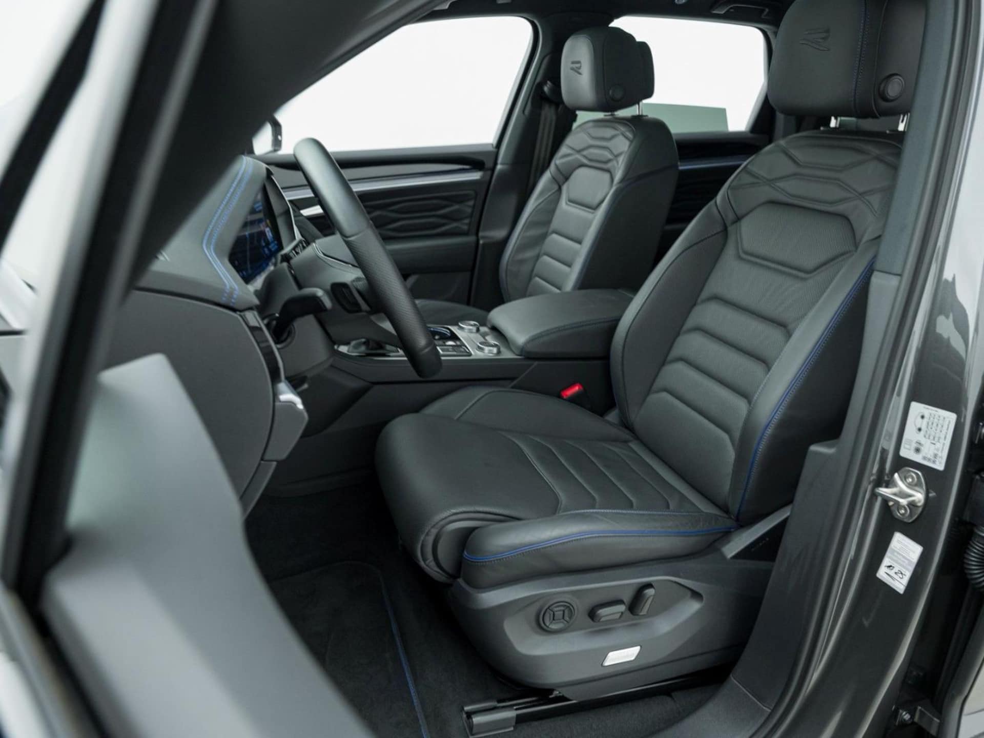 Volkswagen Touareg R