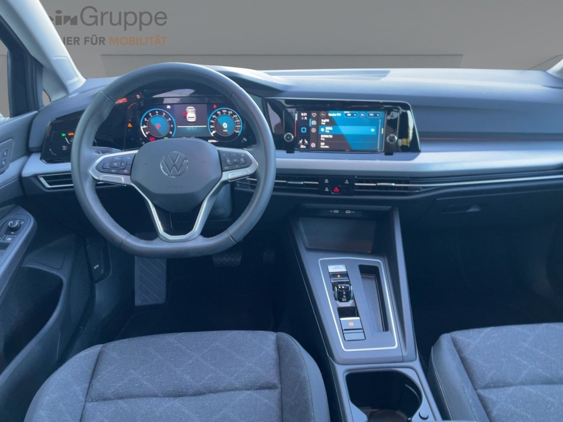 Volkswagen Golf Life