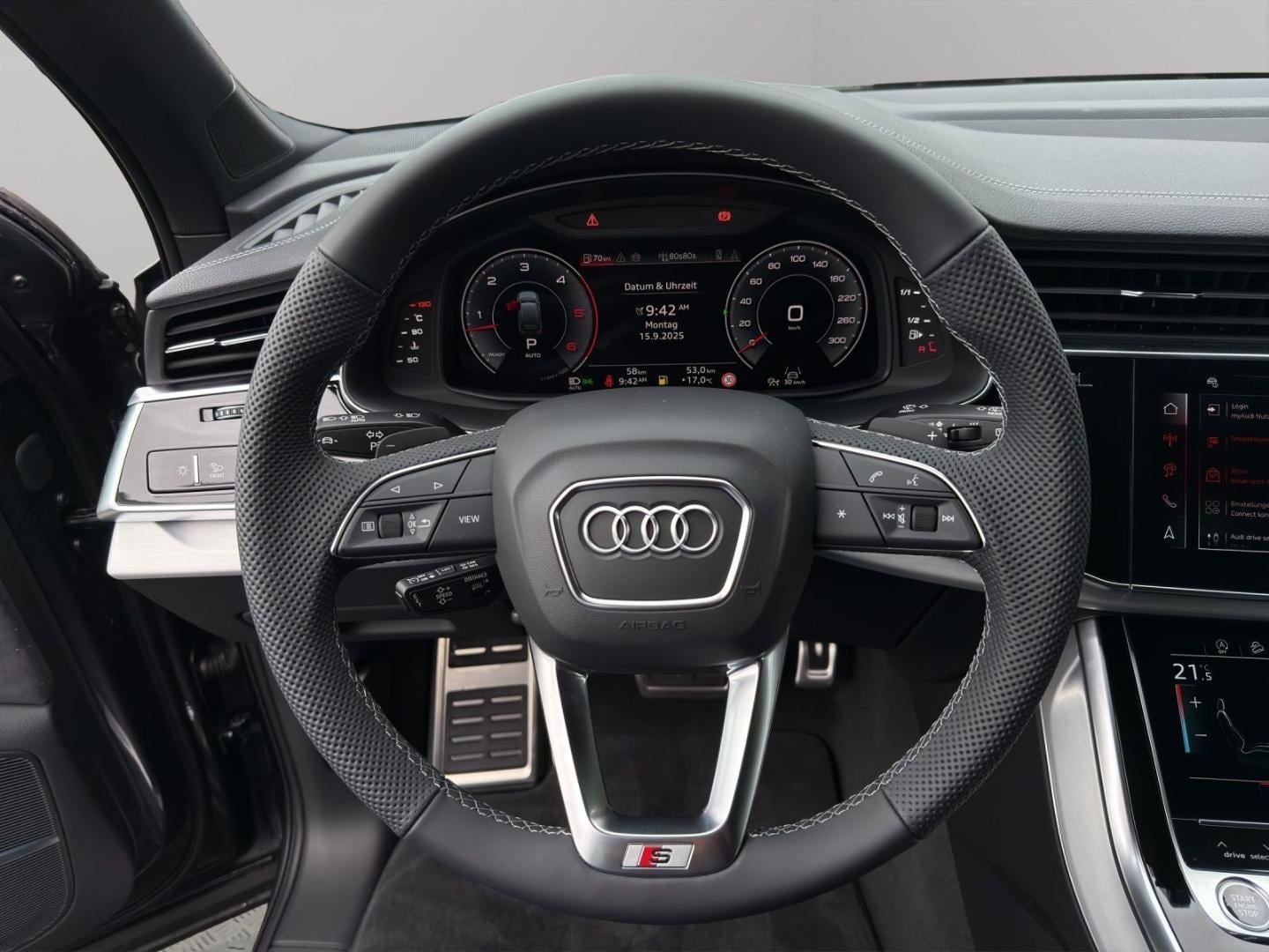 Bild über Audi Q7 SUV TDI quattro 210 kW tiptronic - für weitere Informationen kontaktieren Sie den Audi Partner