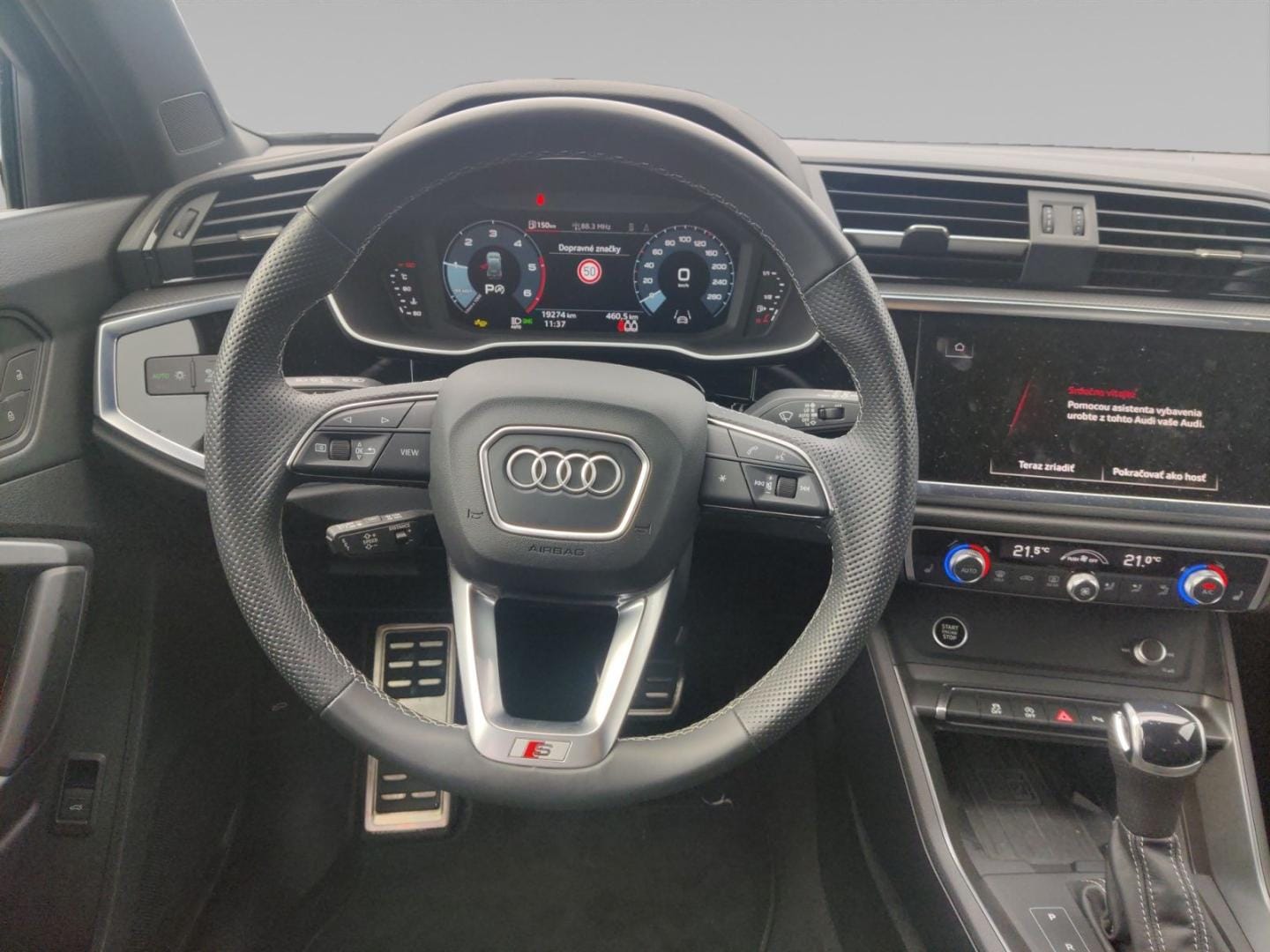 Bild über Audi Q3 S line 40 TDI quattro S tronic - für weitere Informationen kontaktieren Sie den Audi Partner