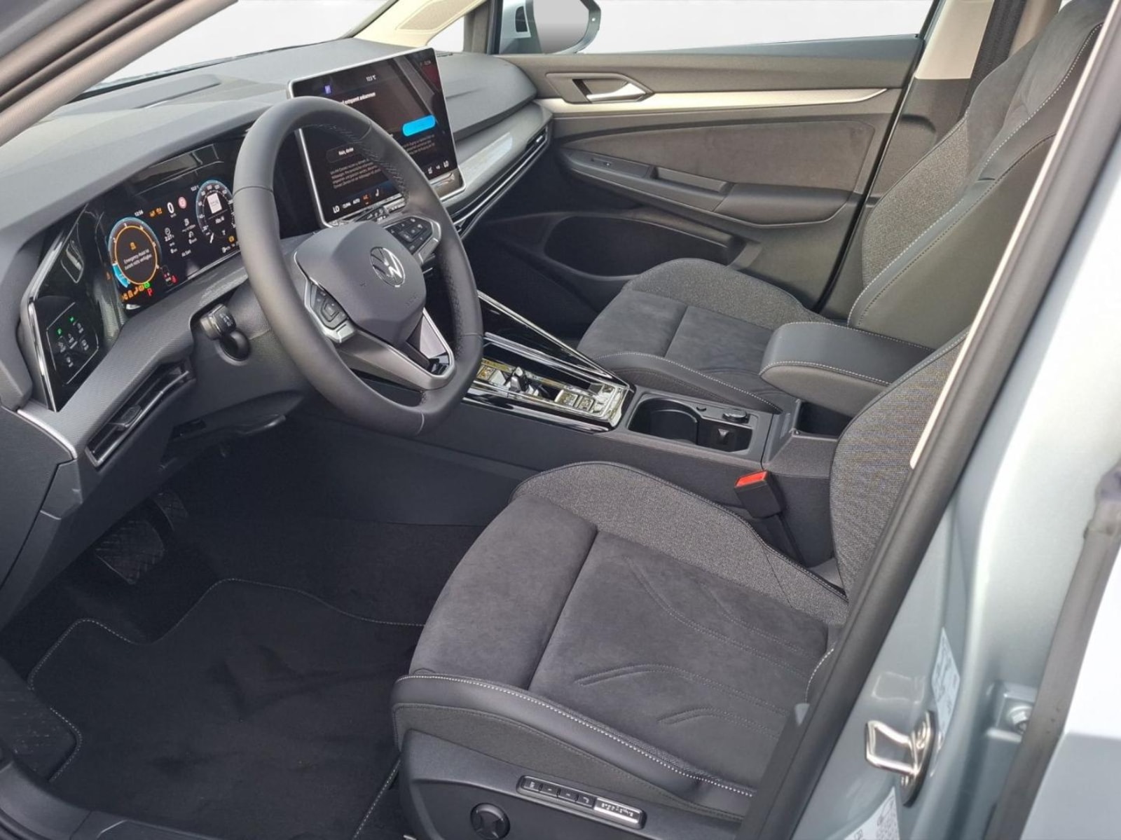 Volkswagen Golf Variant – Bild 2