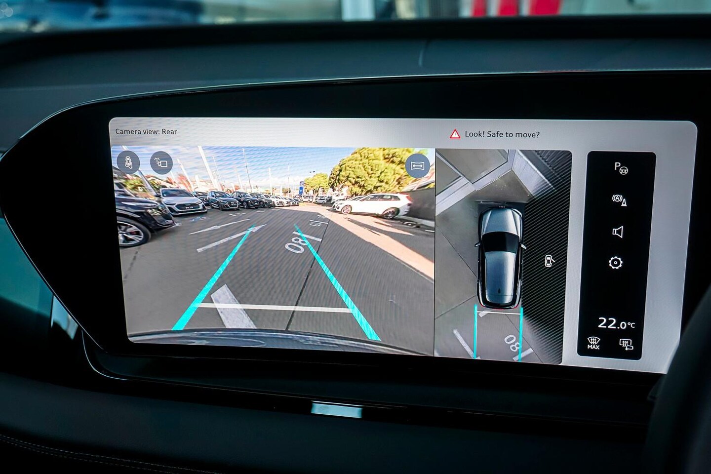 Image about Audi Q6 SUV e-tron e-tron