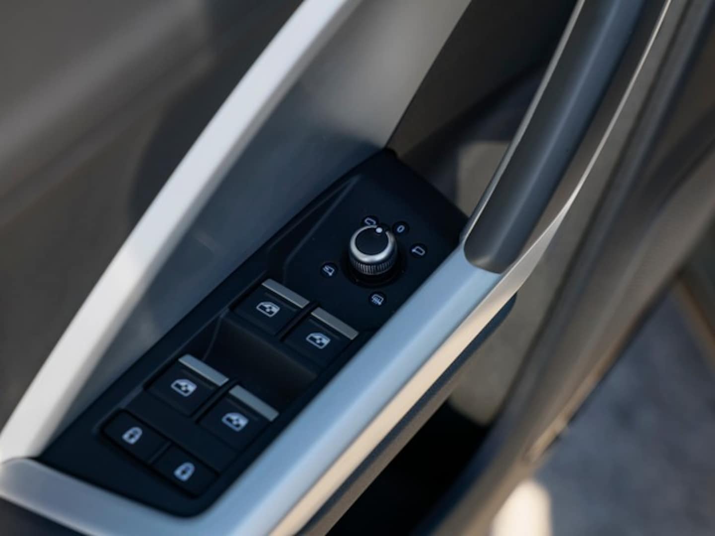 Bild über Audi Q3 TDI quattro 142 kW S tronic - für weitere Informationen kontaktieren Sie den Audi Partner