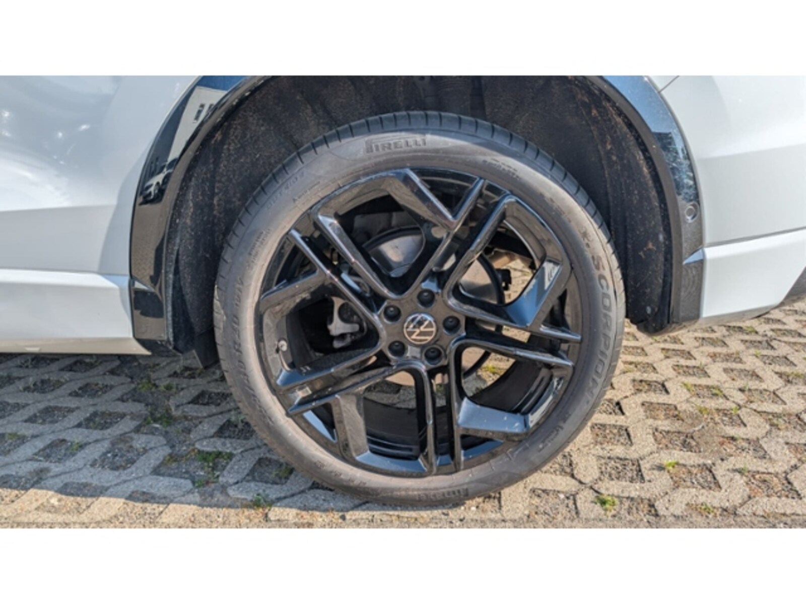 Volkswagen Tiguan – Bild 12