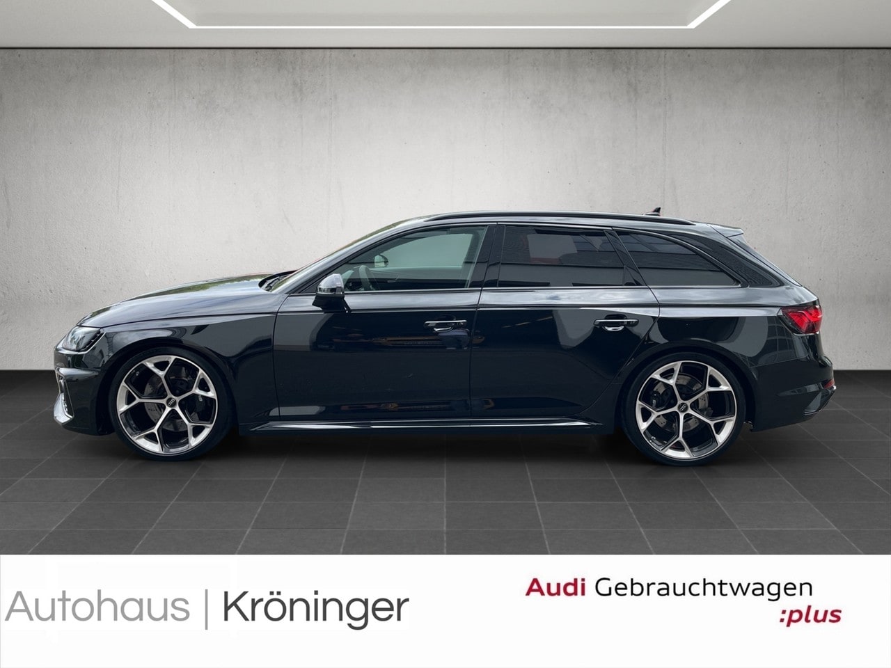 Image about Audi RS 4 Avant TFSI quattro tiptronic